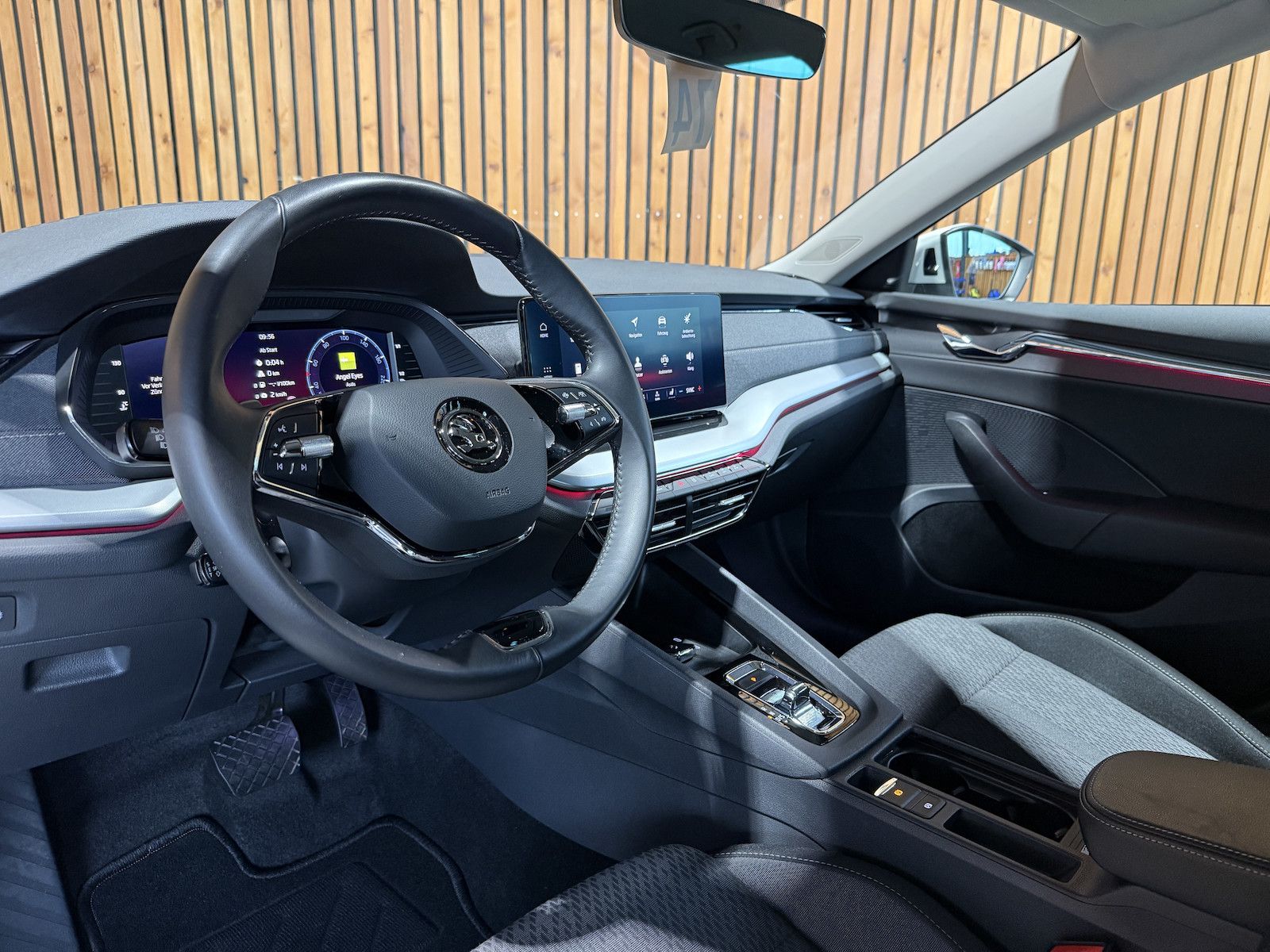 Fahrzeugabbildung SKODA Octavia Combi 2,0 TDI DSG *Navi*LED*AHK*Head*Vir