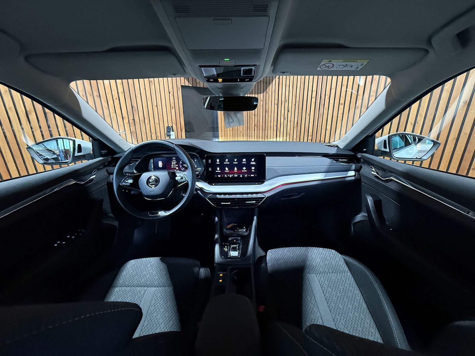 Fahrzeugabbildung SKODA Octavia Combi 2,0 TDI DSG *Navi*LED*AHK*Head*Vir
