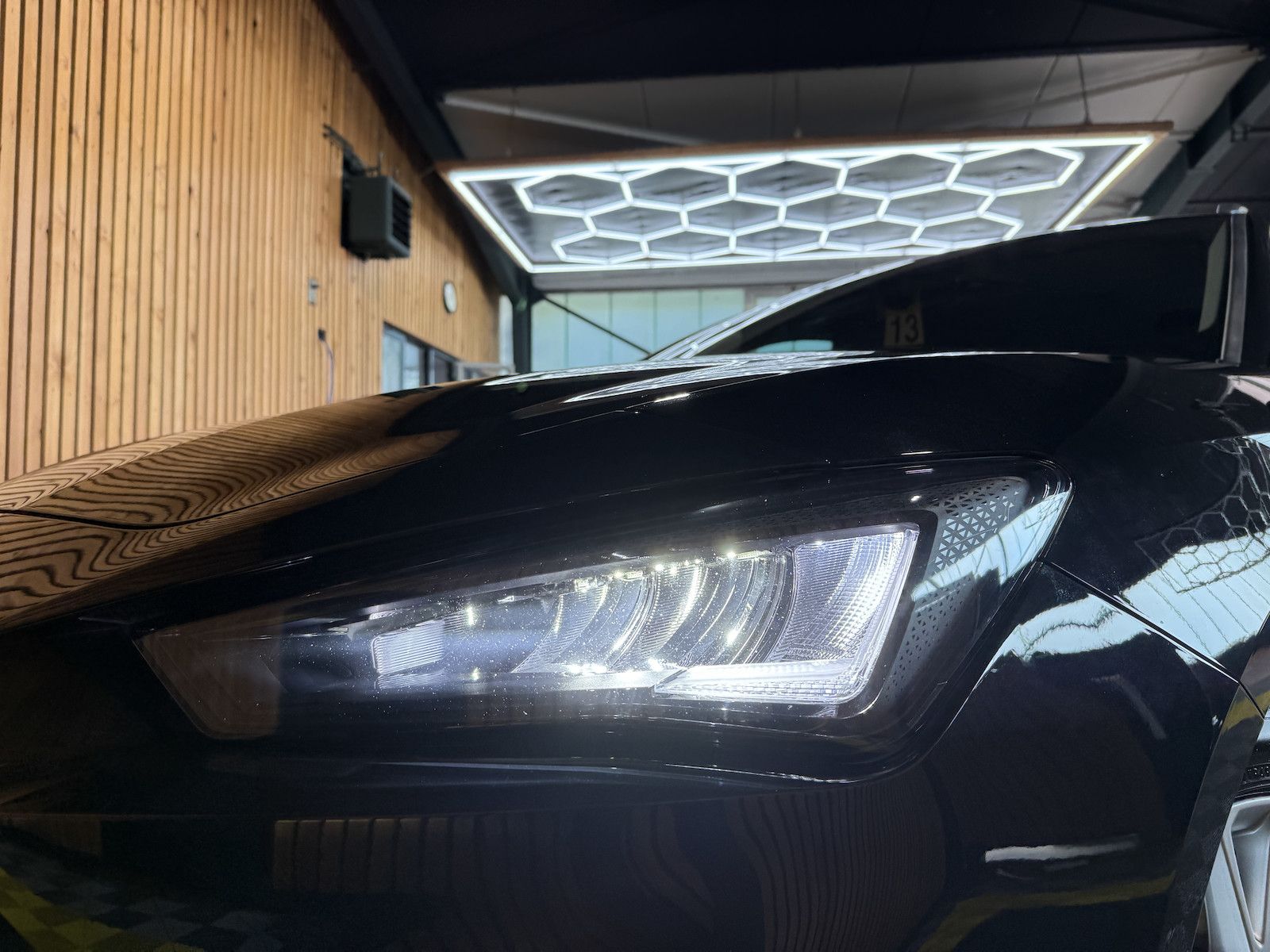 Fahrzeugabbildung SEAT Leon ST 1.4 e-Hybrid DSG Xcellence Navi*LED*Kam