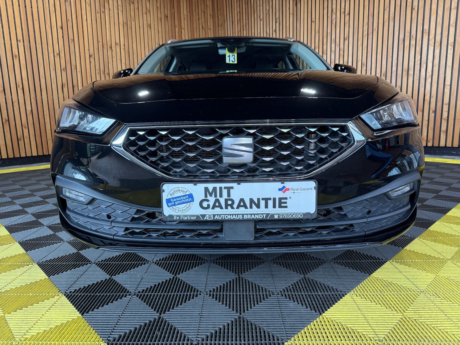 Fahrzeugabbildung SEAT Leon ST 1.4 e-Hybrid DSG Xcellence Navi*LED*Kam