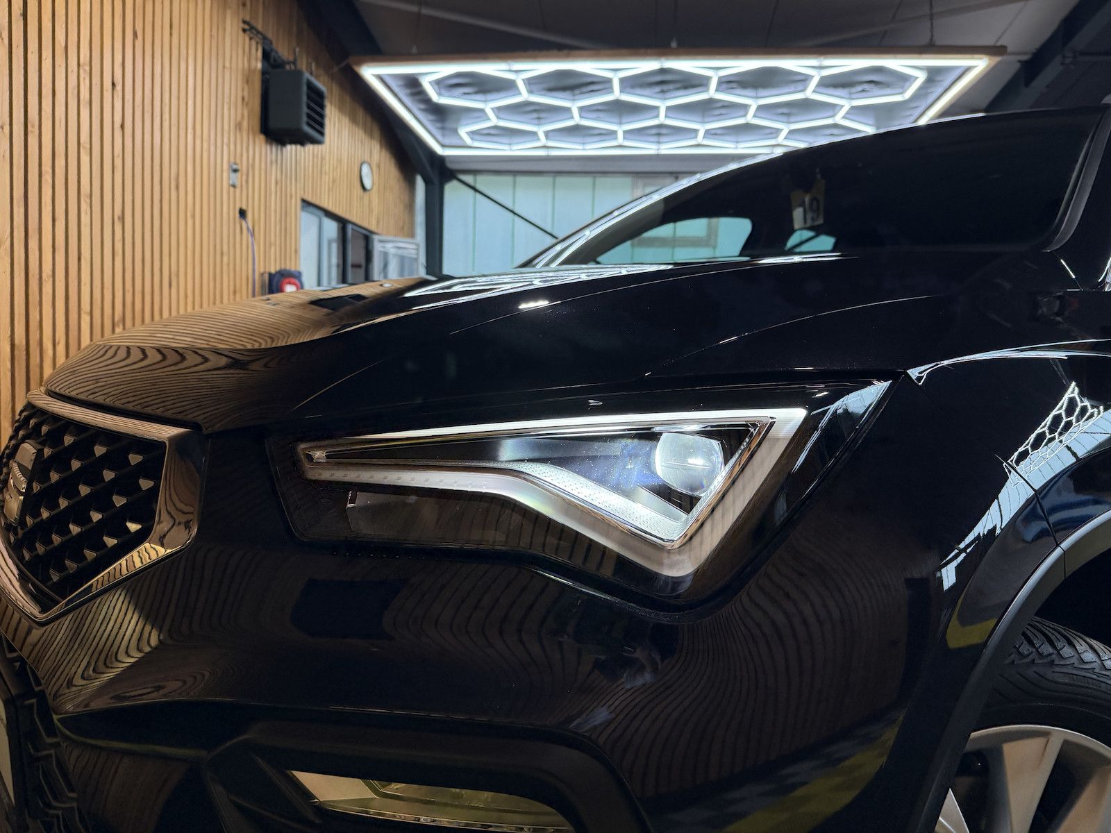 Fahrzeugabbildung SEAT Ateca 1,5 TSI X-Perience DSG *Navi*LED*Kam*Virt