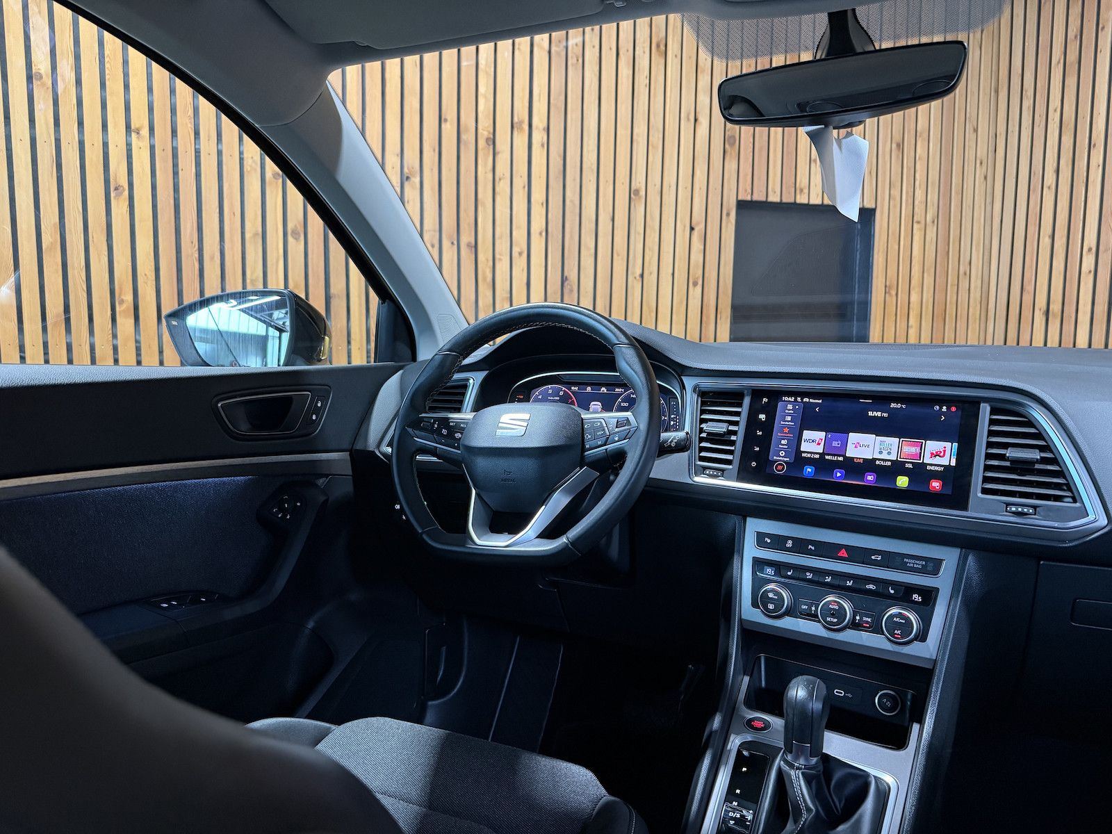 Fahrzeugabbildung SEAT Ateca 1,5 TSI X-Perience DSG *Navi*LED*Kam*Virt