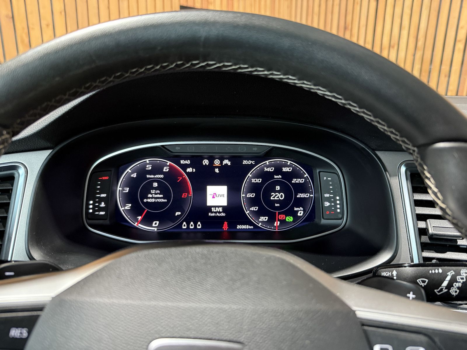 Fahrzeugabbildung SEAT Ateca 1,5 TSI X-Perience DSG *Navi*LED*Kam*Virt