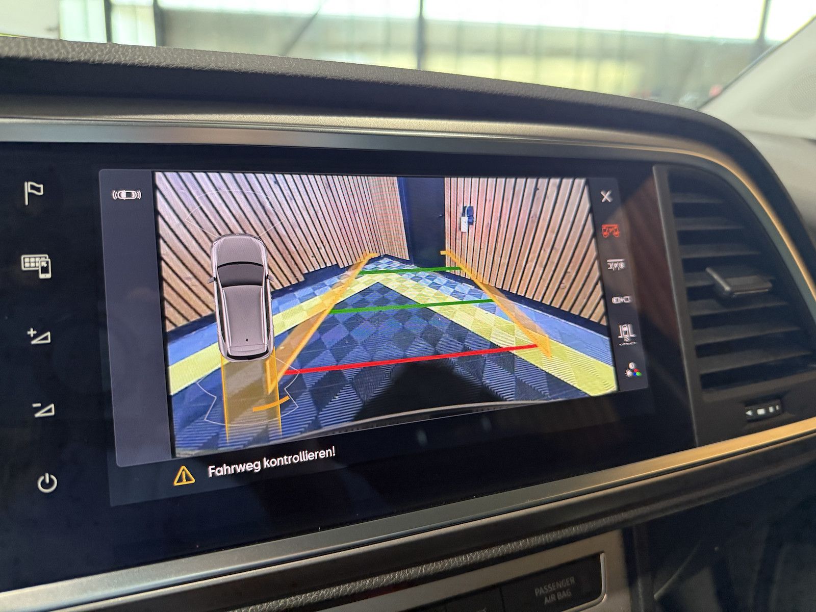 Fahrzeugabbildung SEAT Ateca 1,5 TSI X-Perience DSG *Navi*LED*Kam*Virt