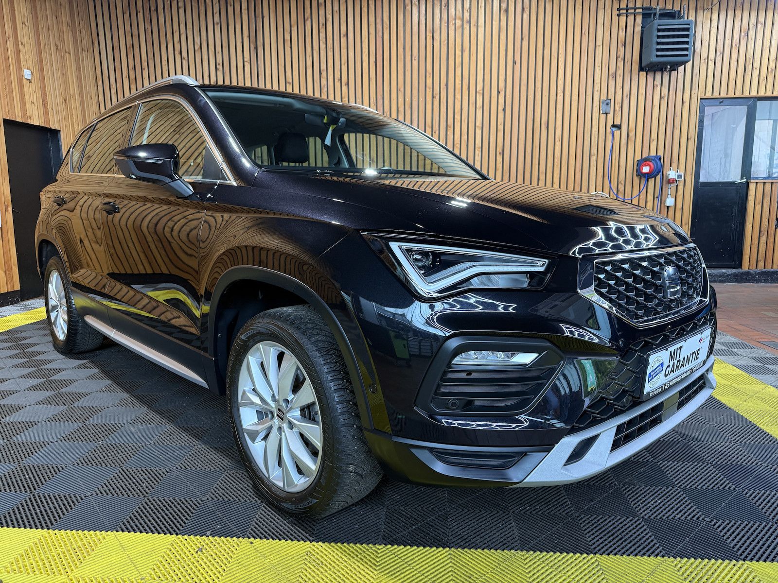 Fahrzeugabbildung SEAT Ateca 1,5 TSI X-Perience DSG *Navi*LED*Kam*Virt
