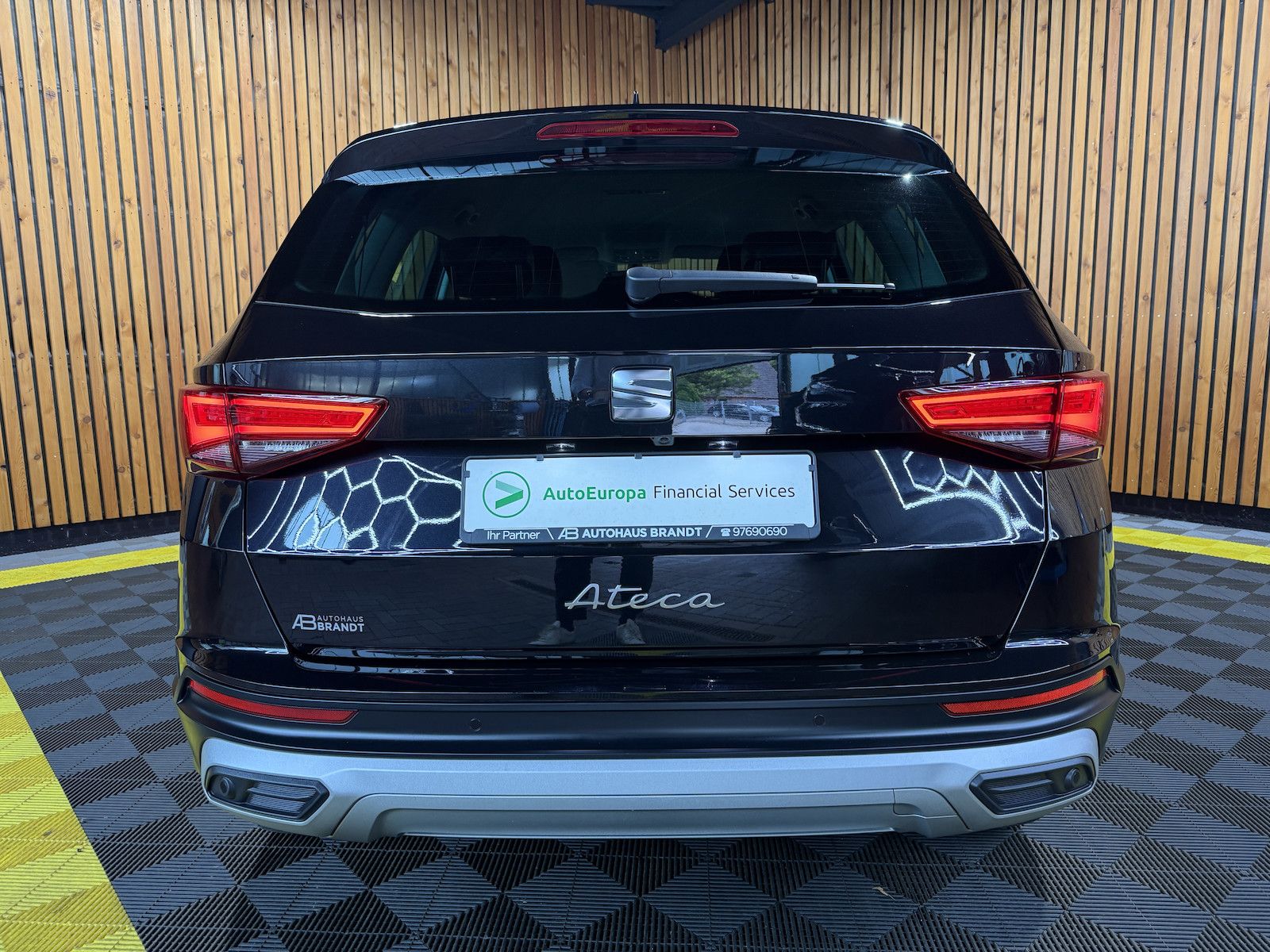 Fahrzeugabbildung SEAT Ateca 1,5 TSI X-Perience DSG *Navi*LED*Kam*Virt