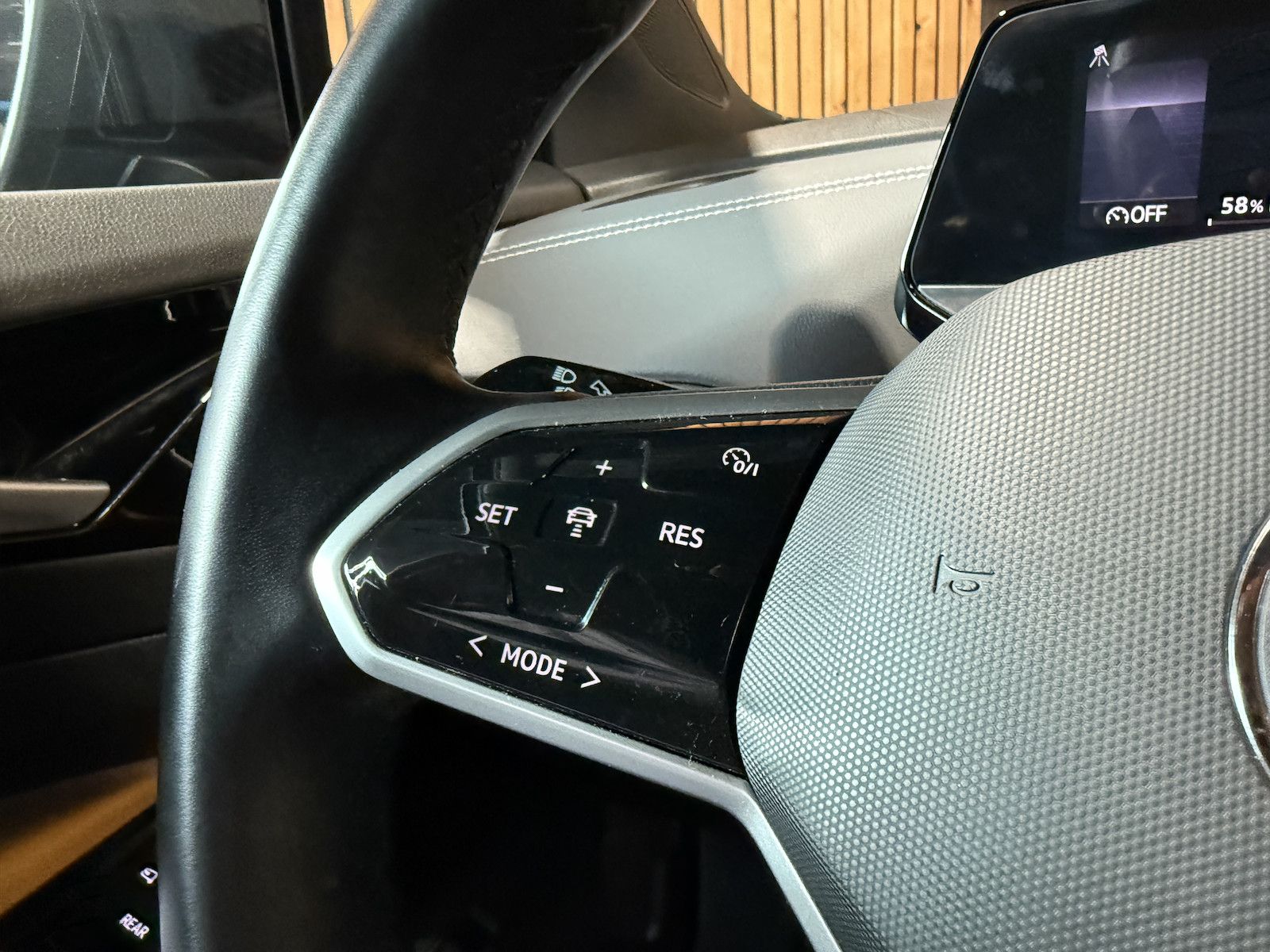 Fahrzeugabbildung Volkswagen ID.5 Pro P. *Navi*ACC*HUD*360°*el.Heckk.*Matrix