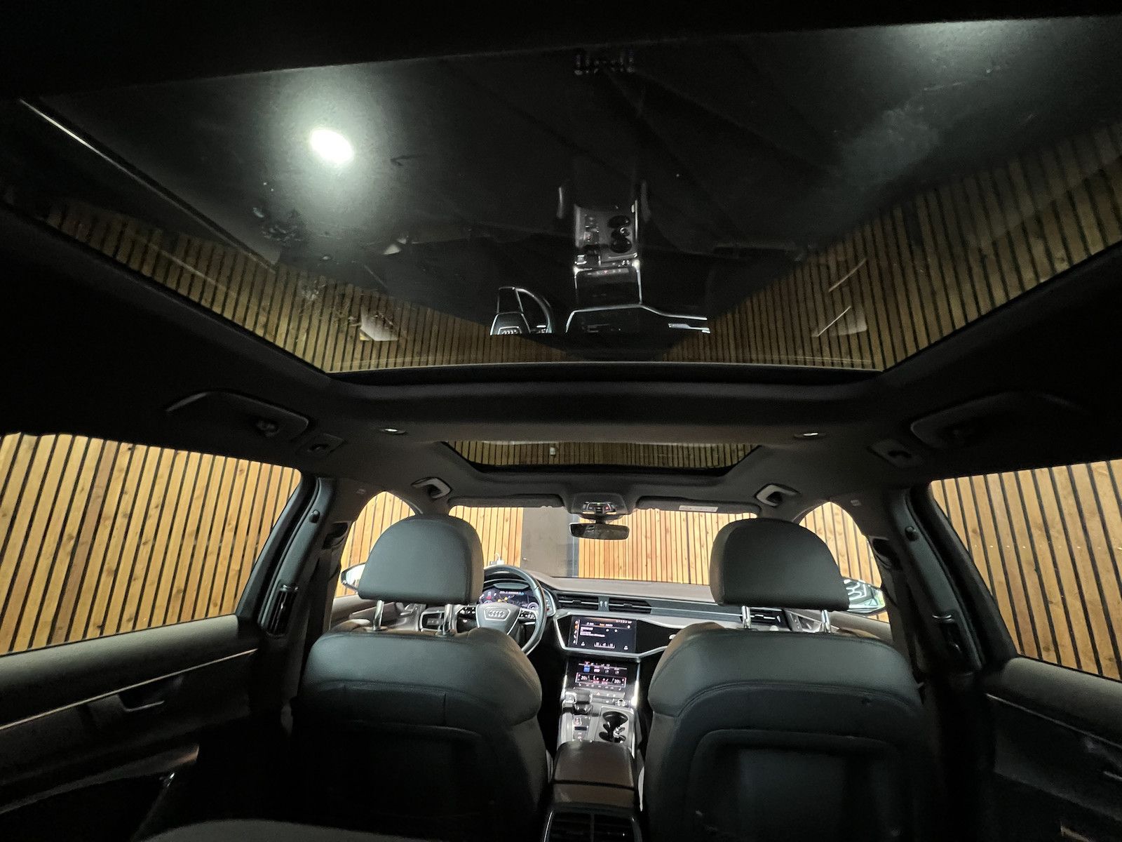 Fahrzeugabbildung Audi A6 Avant qu.45 TDI *Navi*Virtual*Pano*Leder*AHK*