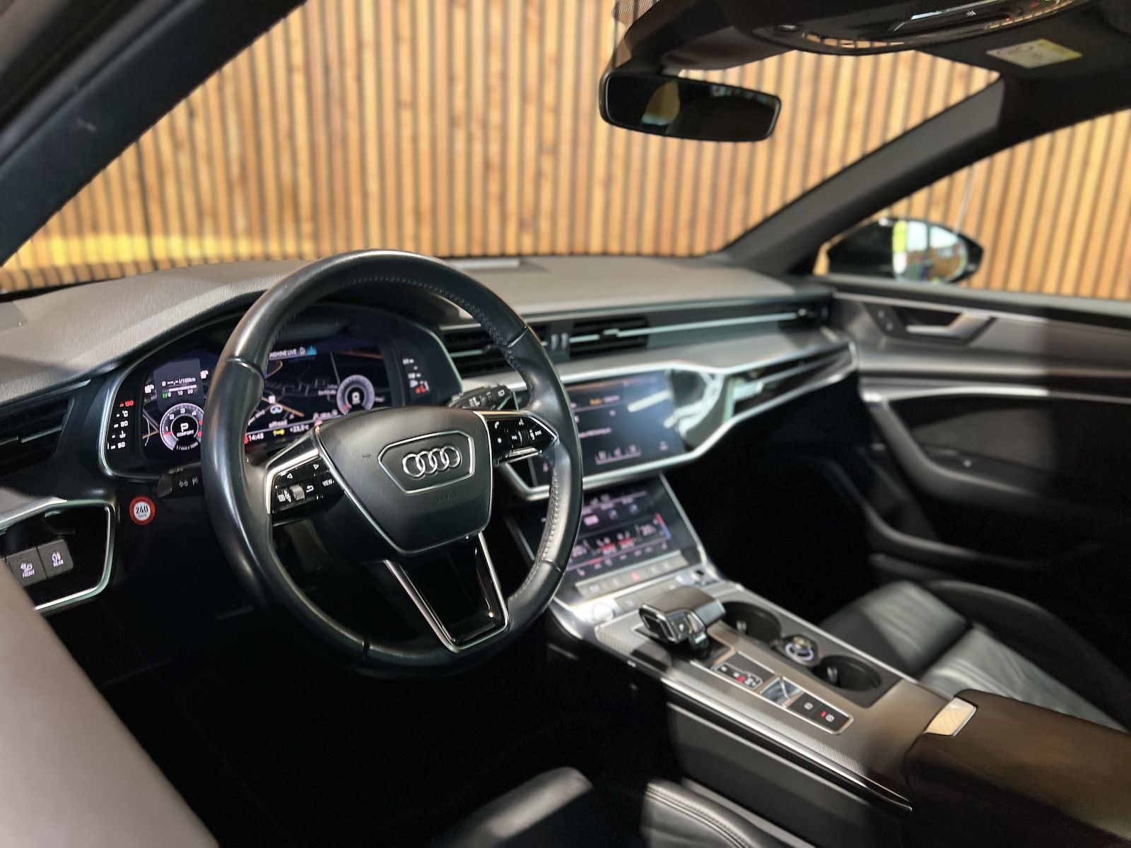 Fahrzeugabbildung Audi A6 Avant qu.45 TDI *Navi*Virtual*Pano*Leder*AHK*