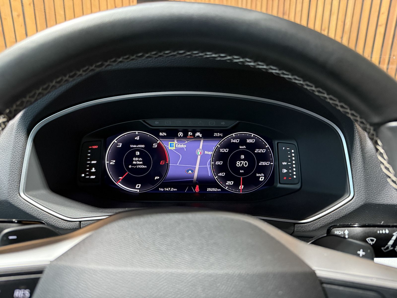 Fahrzeugabbildung SEAT Tarraco 2,0 TDI DSG Navi*LED*Kam*AHK*7-Sitzer*VC