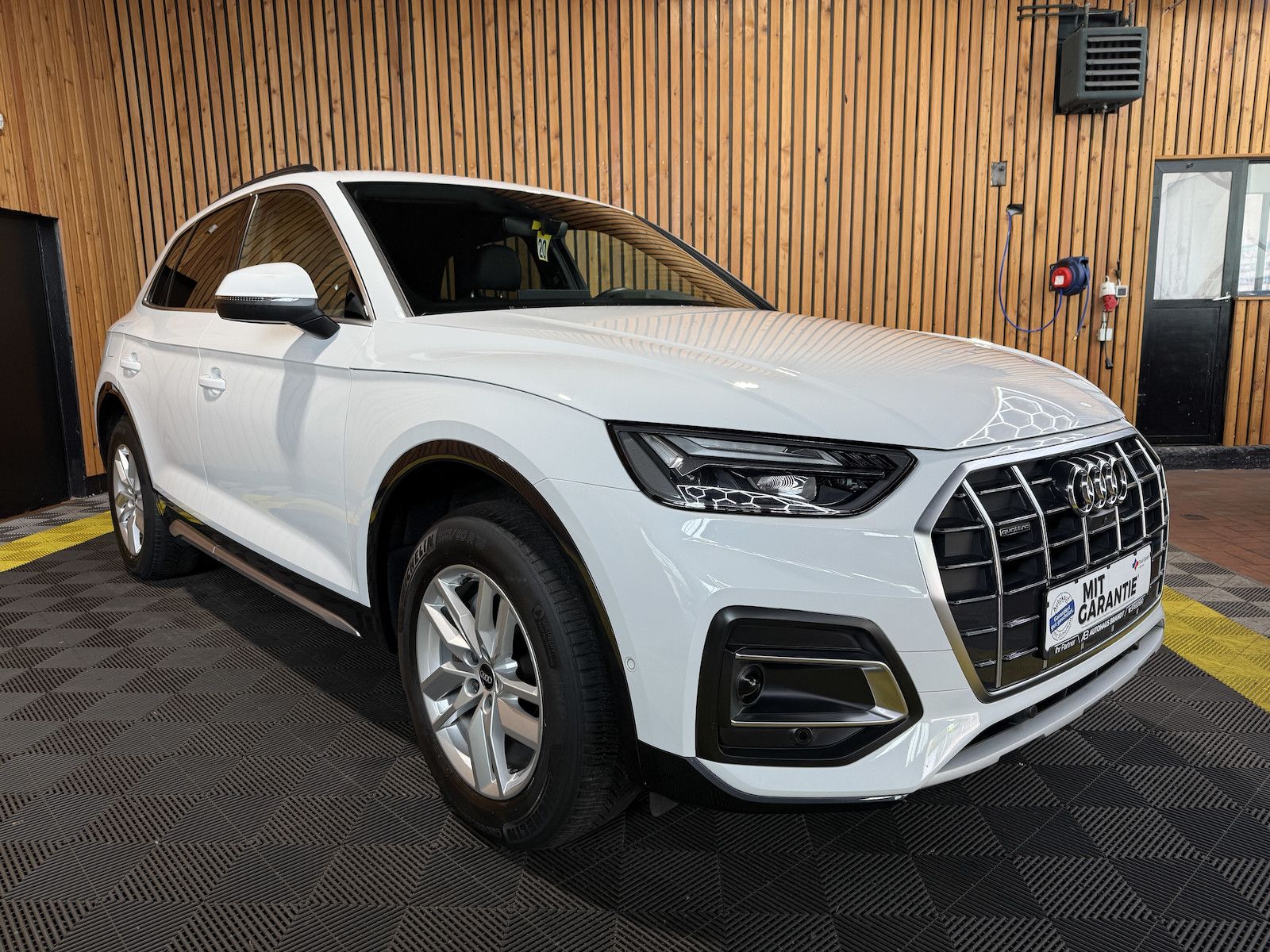 Fahrzeugabbildung Audi Q5 40 TDI qu. advan. *Navi*Kam*ACC*Virtual*Leder