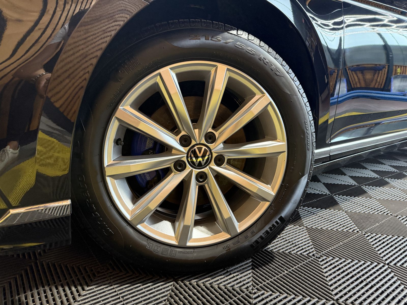 Fahrzeugabbildung Volkswagen Passat Variant GTE DSG *Navi*Kam*AHK*Virtual*App