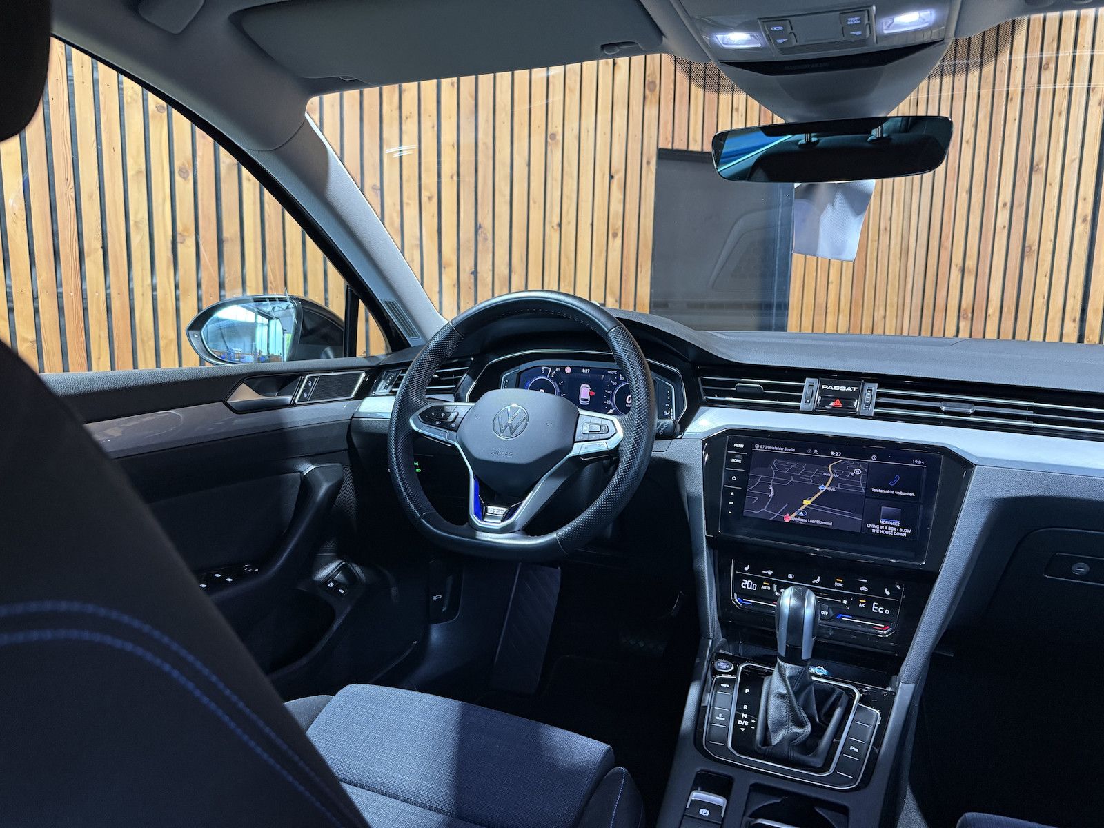 Fahrzeugabbildung Volkswagen Passat Variant GTE DSG *Navi*Kam*AHK*Virtual*App