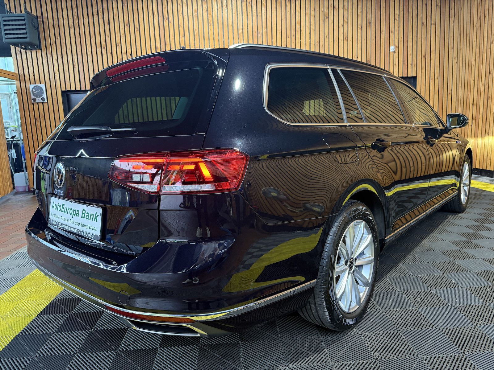 Fahrzeugabbildung Volkswagen Passat Variant GTE DSG *Navi*Kam*AHK*Virtual*App