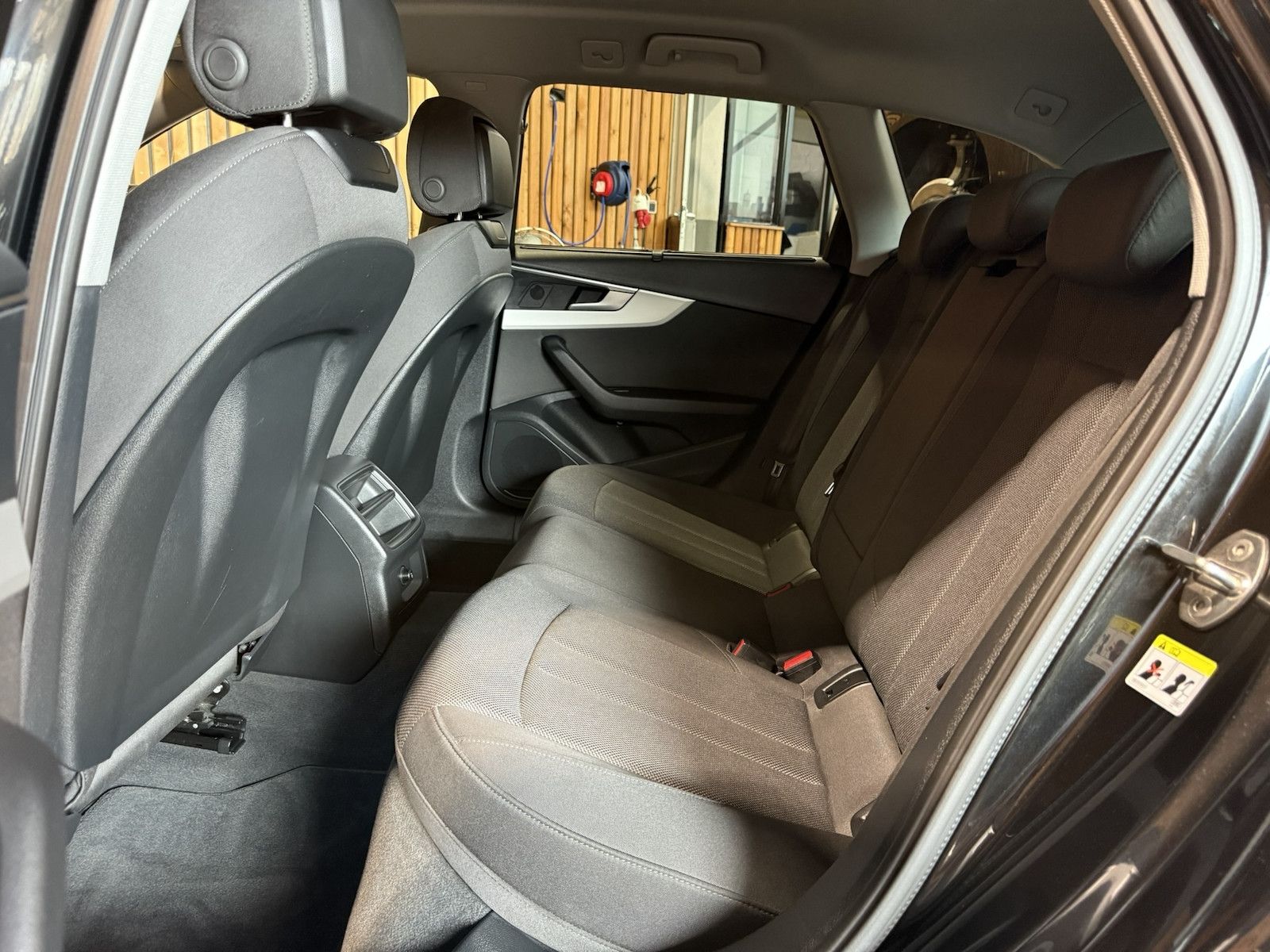 Fahrzeugabbildung Audi A4 Avant 2,0 TDI Aut. *Navi+*ACC*AHK*Kamera*App*