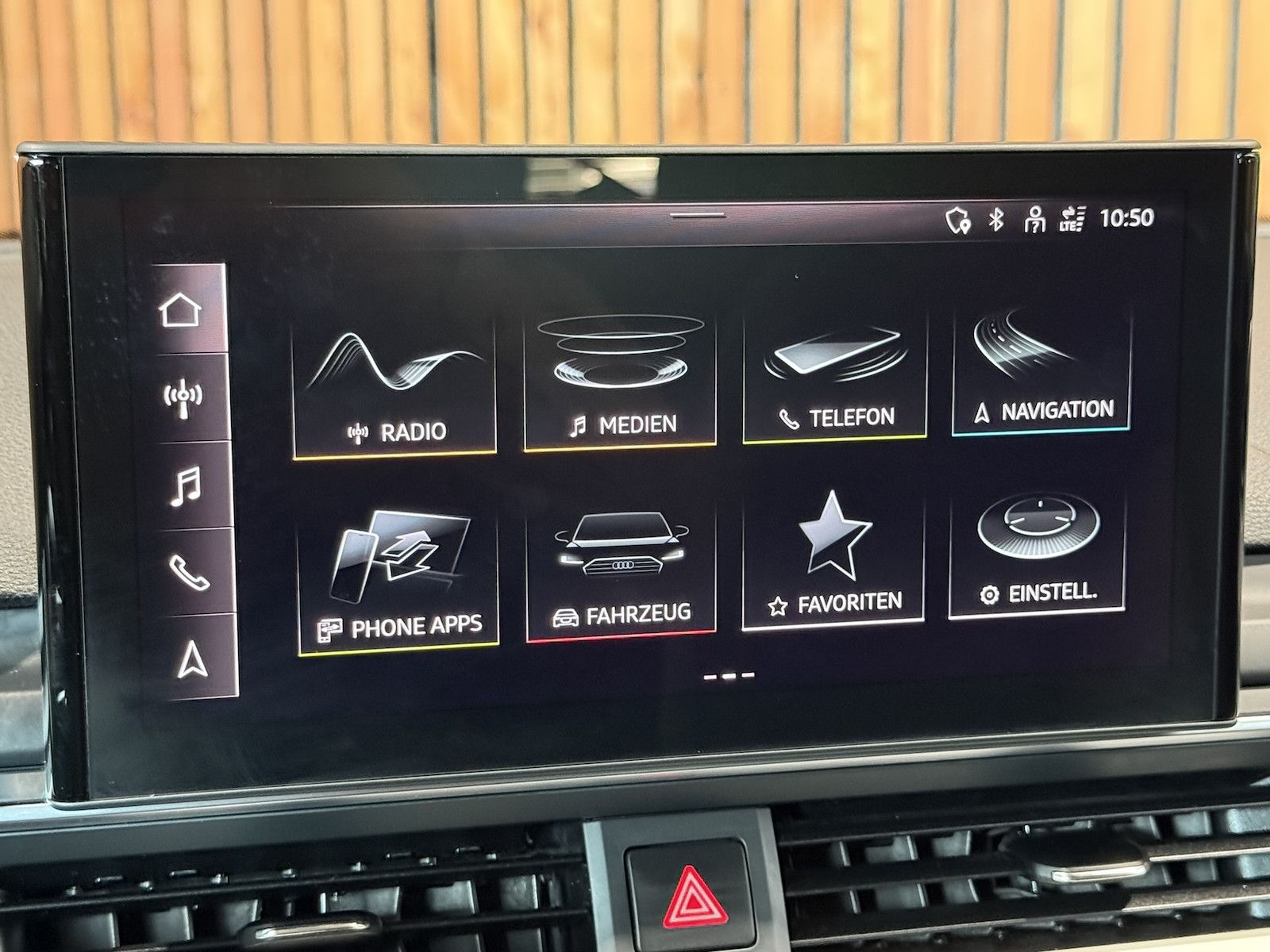 Fahrzeugabbildung Audi A4 Avant 2,0 TDI Aut. *Navi+*ACC*AHK*Kamera*App*