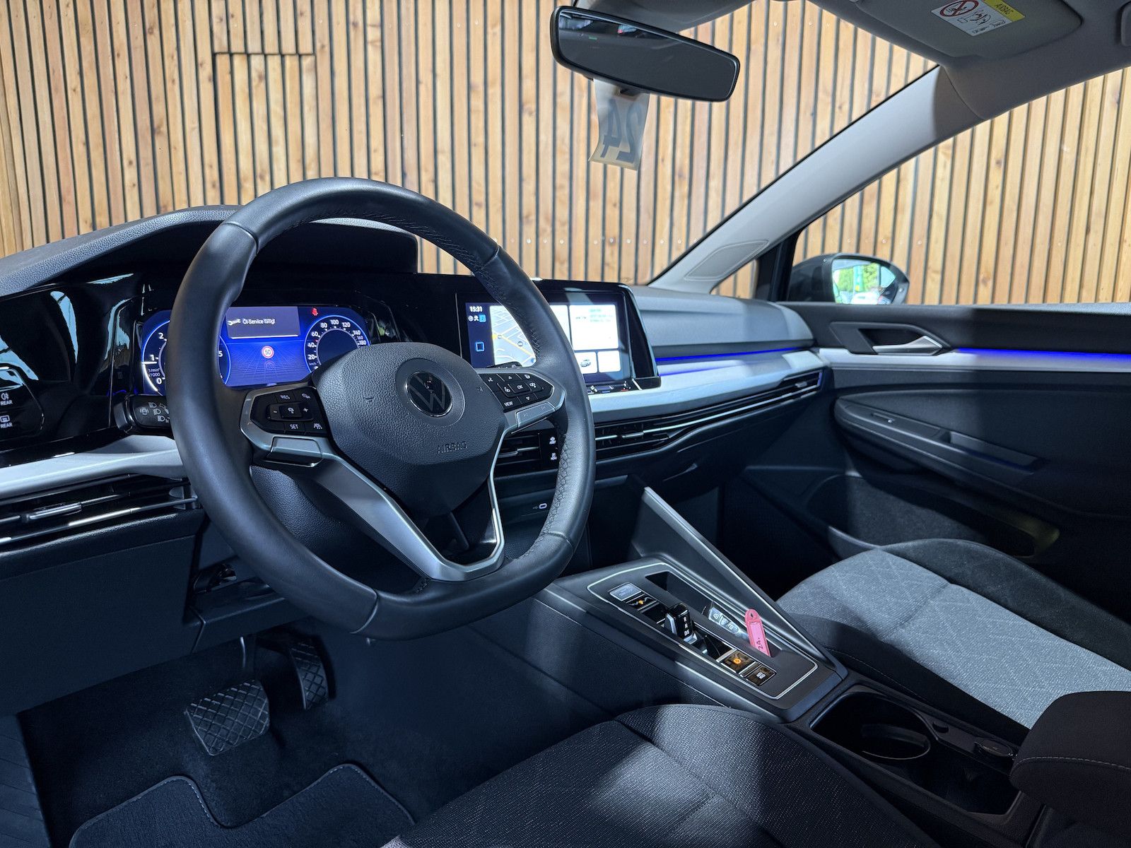 Fahrzeugabbildung Volkswagen Golf Variant 2,0 TDI DSG *Navi*ACC*LED*Kam*AHK*