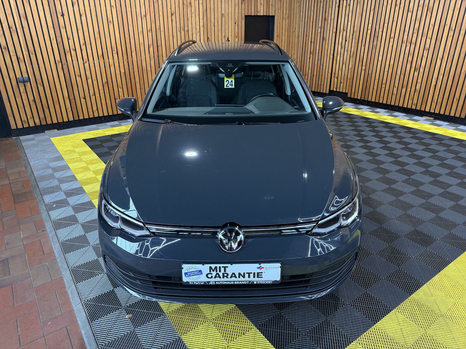Fahrzeugabbildung Volkswagen Golf Variant 2,0 TDI DSG *Navi*ACC*LED*Kam*AHK*