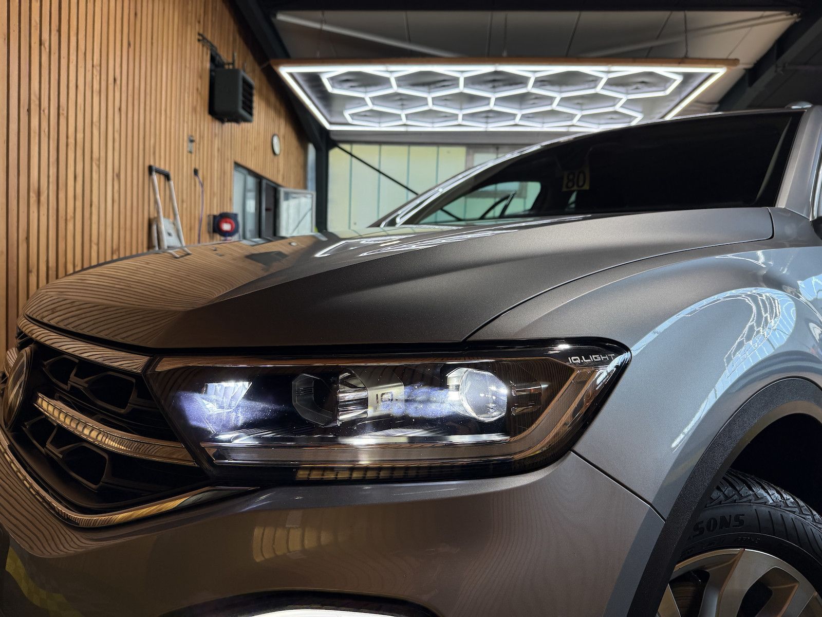 Fahrzeugabbildung Volkswagen T-Roc 2,0 TDI Life DSG *Navi*AHK*LED*Kam*Virtual