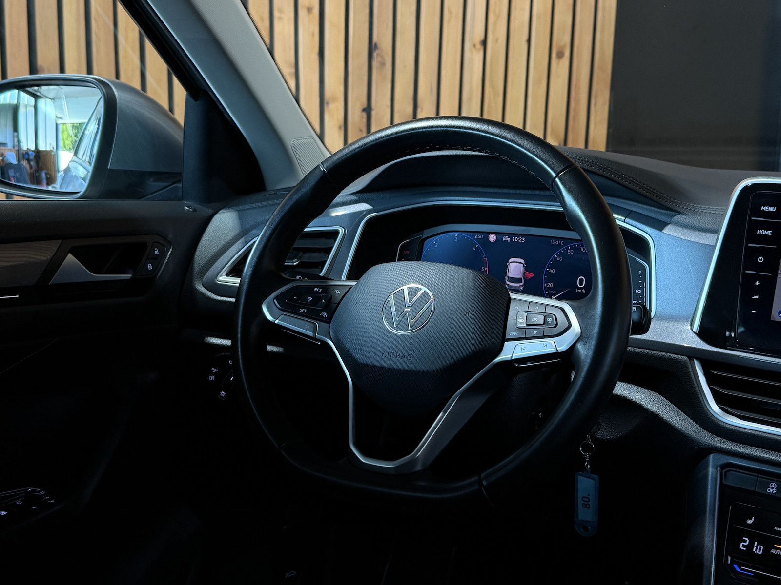 Fahrzeugabbildung Volkswagen T-Roc 2,0 TDI Life DSG *Navi*AHK*LED*Kam*Virtual