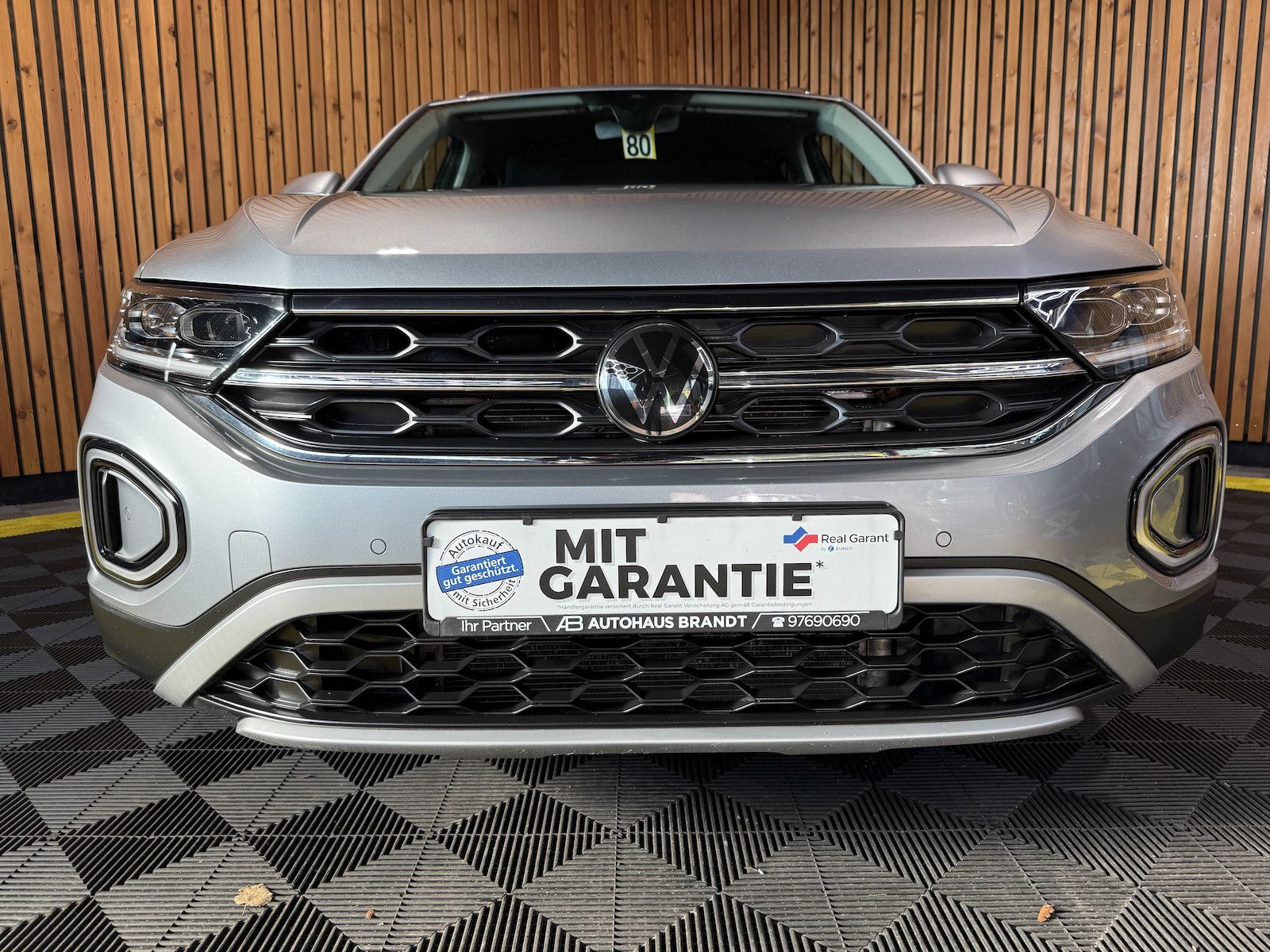 Fahrzeugabbildung Volkswagen T-Roc 2,0 TDI Life DSG *Navi*AHK*LED*Kam*Virtual