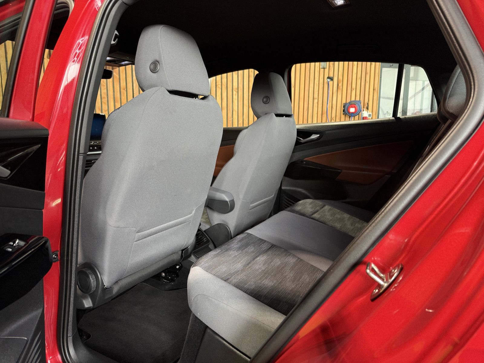 Fahrzeugabbildung Volkswagen ID.5 Pro *Navi Pro*AHK*ACC*LED*App*