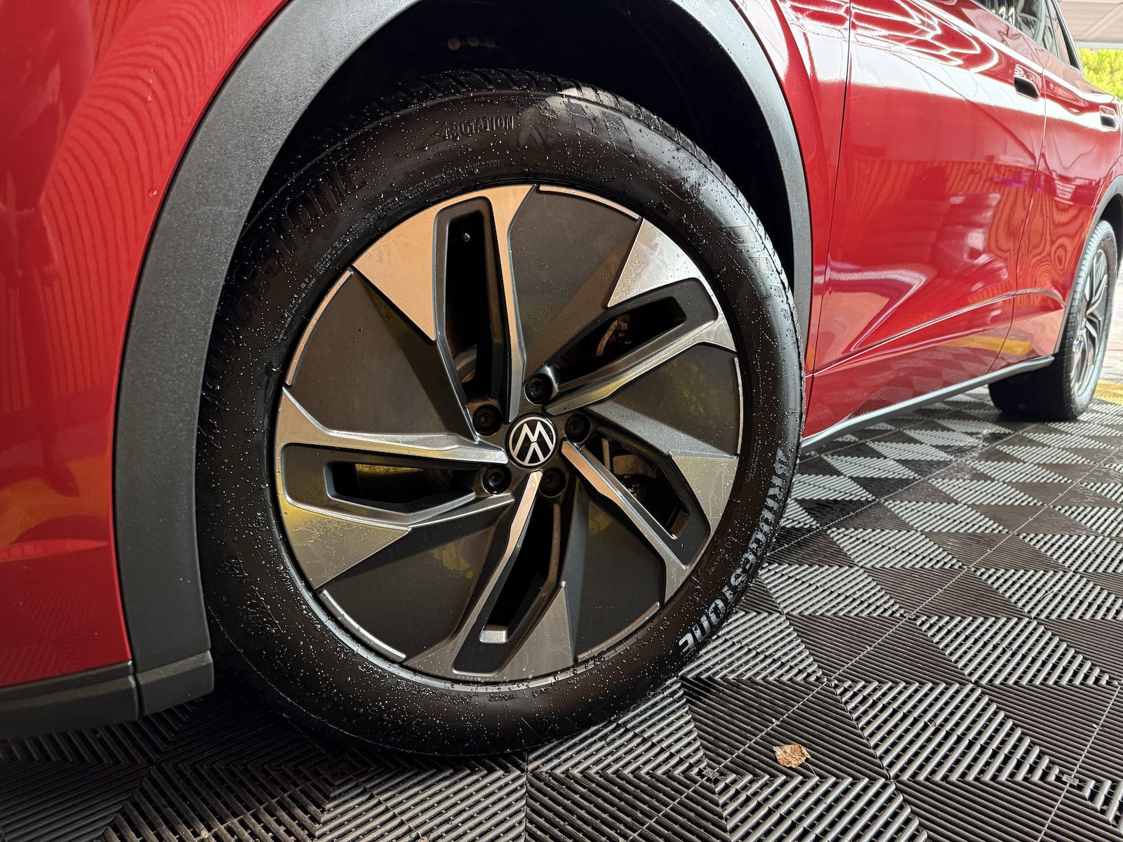 Fahrzeugabbildung Volkswagen ID.5 Pro *Navi Pro*AHK*ACC*LED*App*