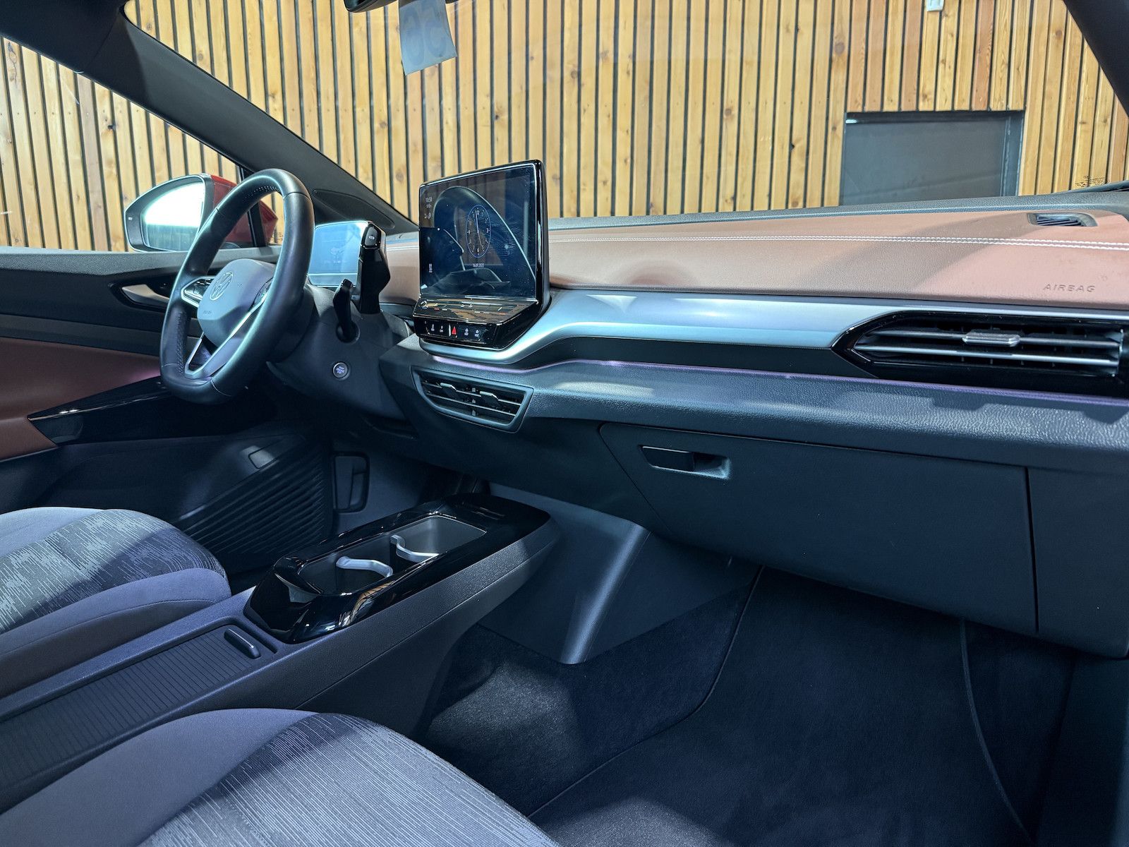 Fahrzeugabbildung Volkswagen ID.5 Pro *Navi Pro*AHK*ACC*LED*App*