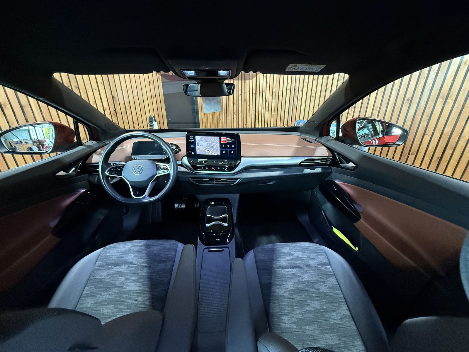 Fahrzeugabbildung Volkswagen ID.5 Pro *Navi Pro*AHK*ACC*LED*App*