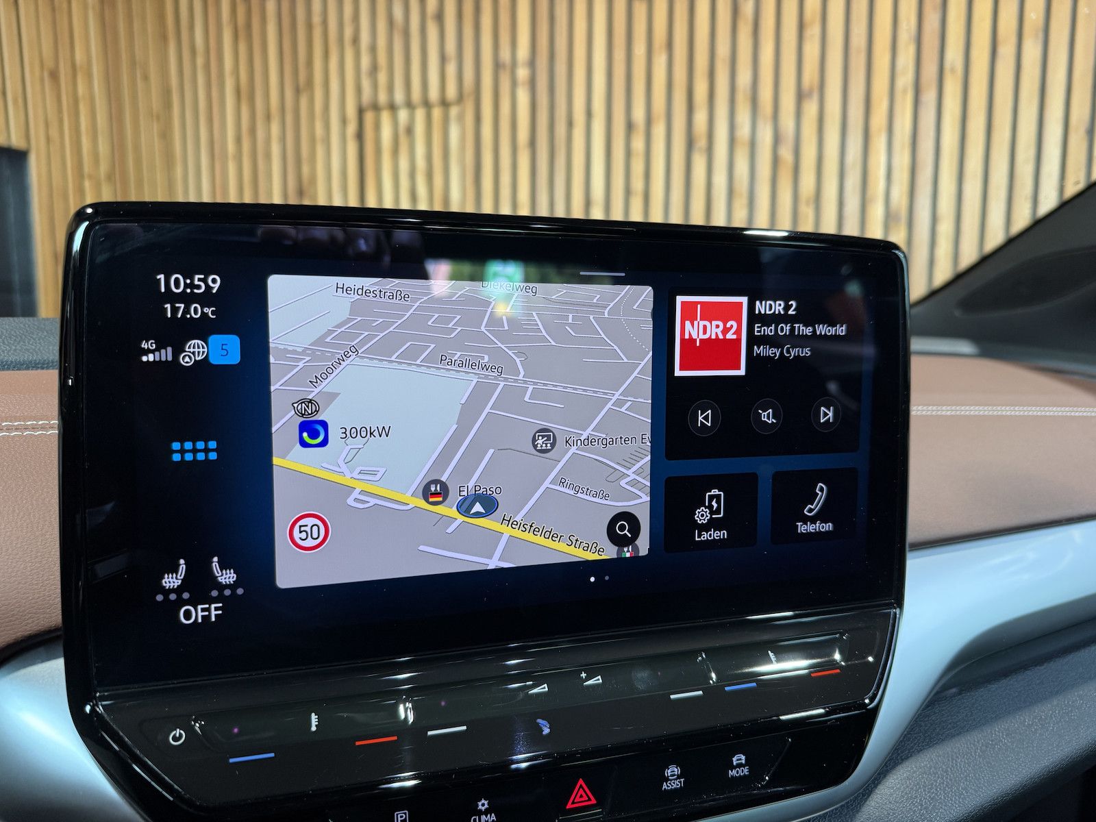 Fahrzeugabbildung Volkswagen ID.5 Pro *Navi Pro*AHK*ACC*LED*App*