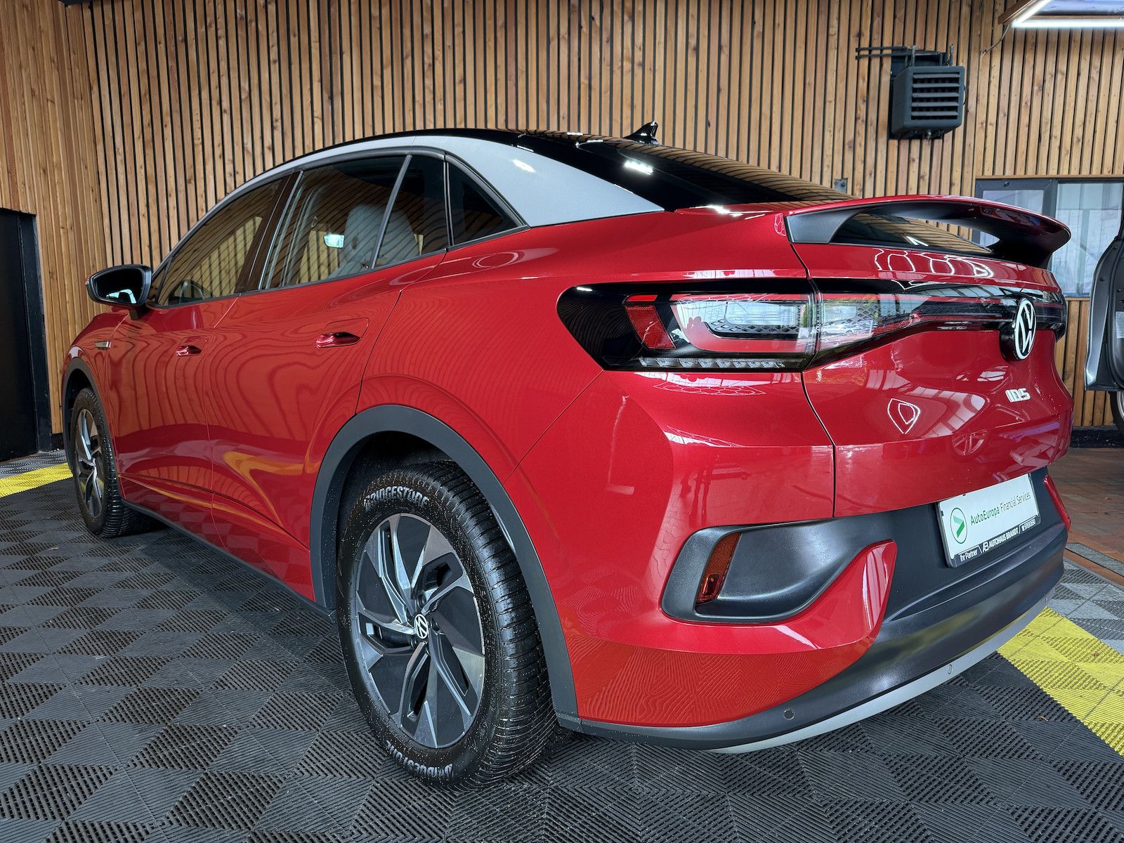 Fahrzeugabbildung Volkswagen ID.5 Pro *Navi Pro*AHK*ACC*LED*App*