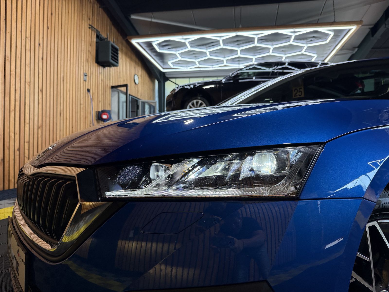 Fahrzeugabbildung SKODA Octavia Combi 1,4 iV DSG *Navi*LED*Virtual*Pano*