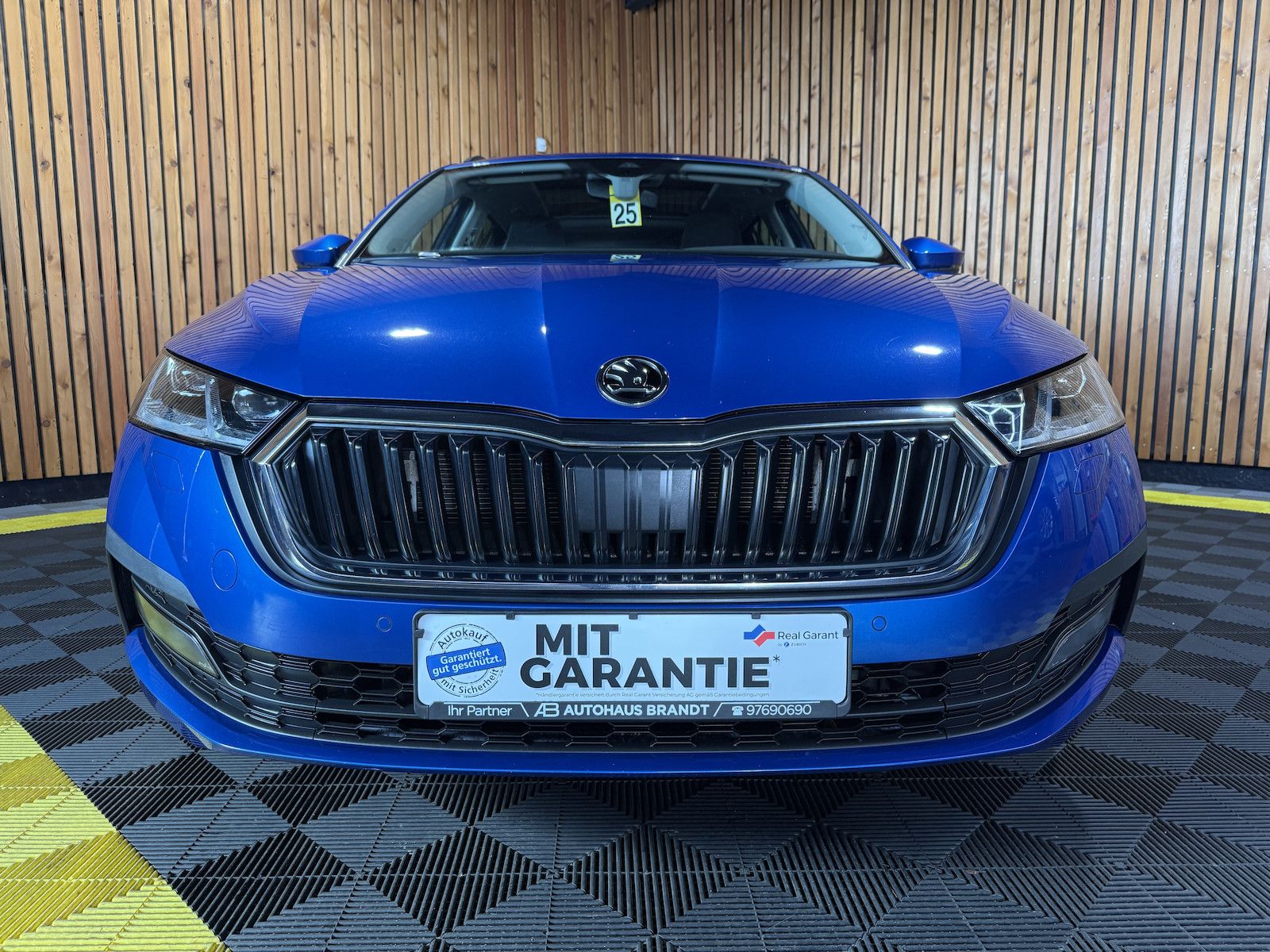 Fahrzeugabbildung SKODA Octavia Combi 1,4 iV DSG *Navi*LED*Virtual*Pano*
