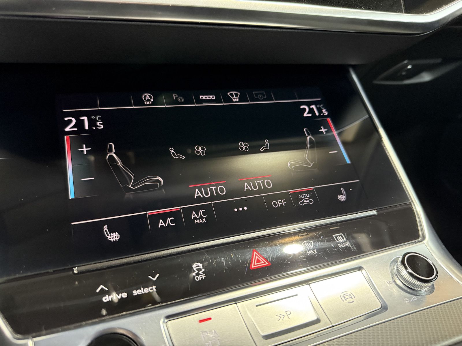 Fahrzeugabbildung Audi A6 Avant 2,0 TDI qu. *Navi*Matrix*AHK*Head*360°*