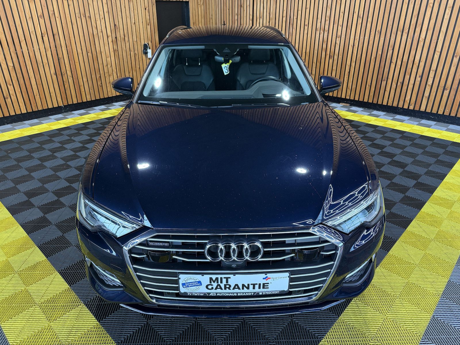 Fahrzeugabbildung Audi A6 Avant 2,0 TDI qu. *Navi*Matrix*AHK*Head*360°*
