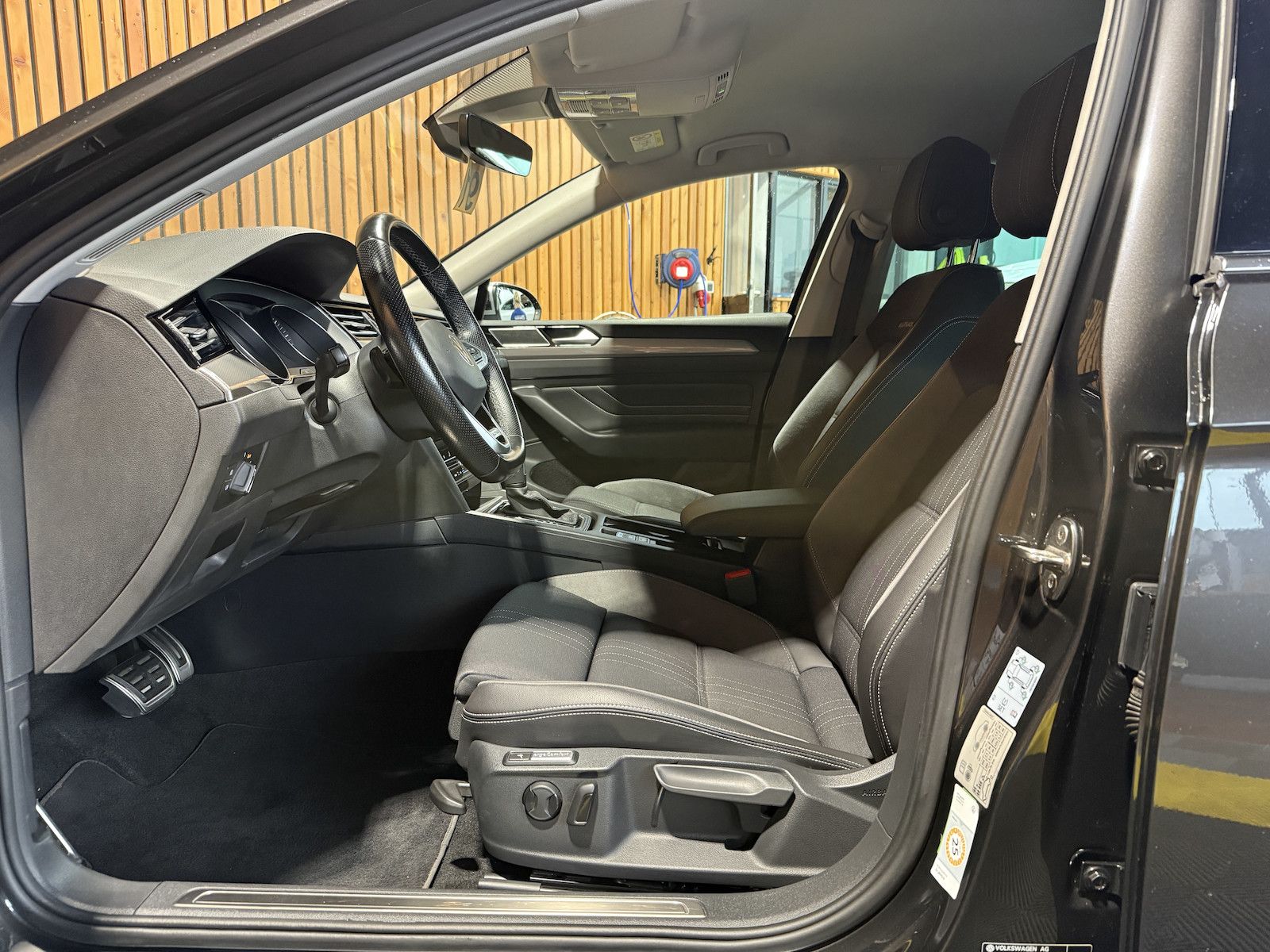 Fahrzeugabbildung Volkswagen Passat Alltrack 2,0 TDI 4M DSG *Navi*Kam*LED*AHK