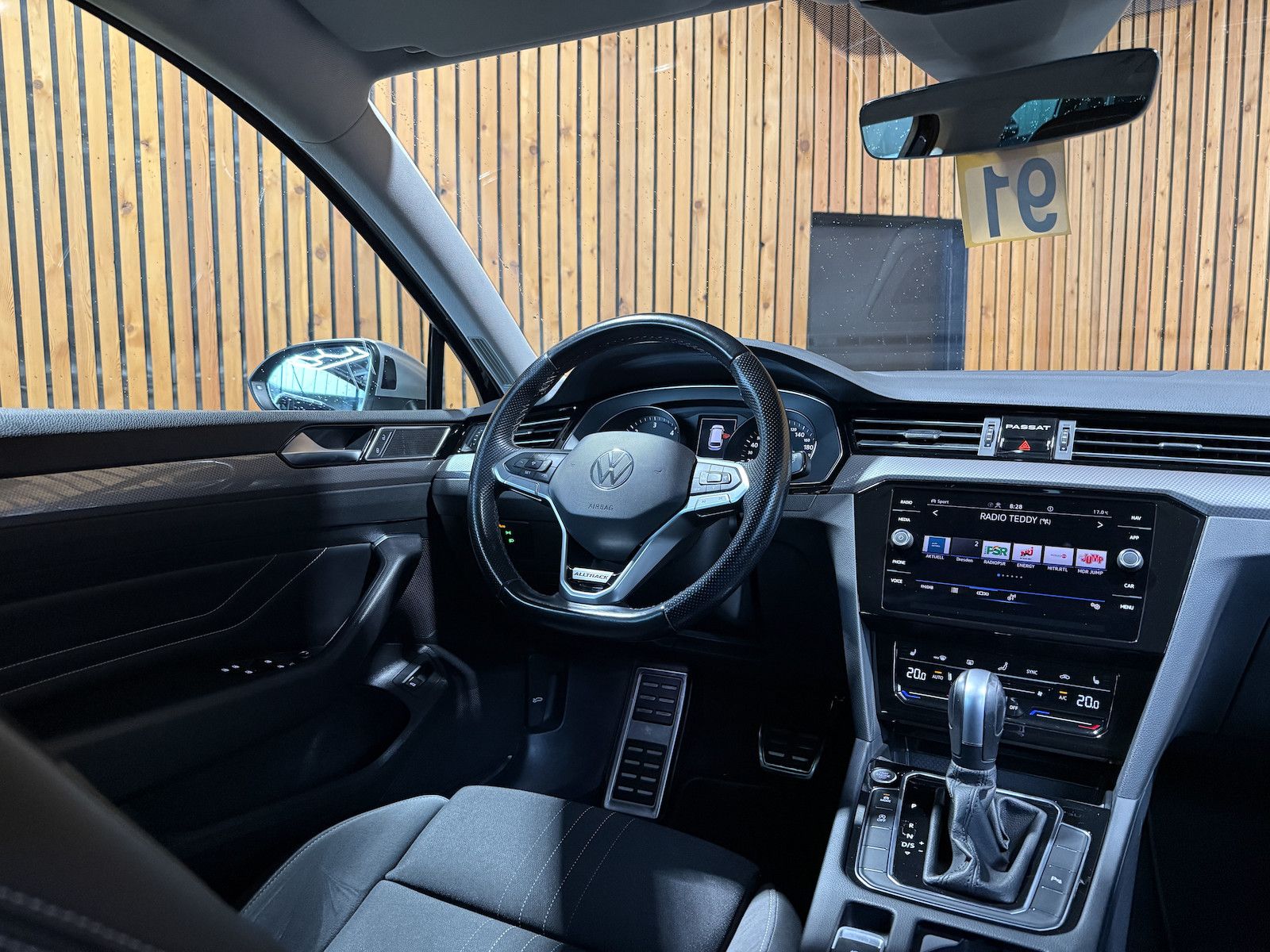 Fahrzeugabbildung Volkswagen Passat Alltrack 2,0 TDI 4M DSG *Navi*Kam*LED*AHK