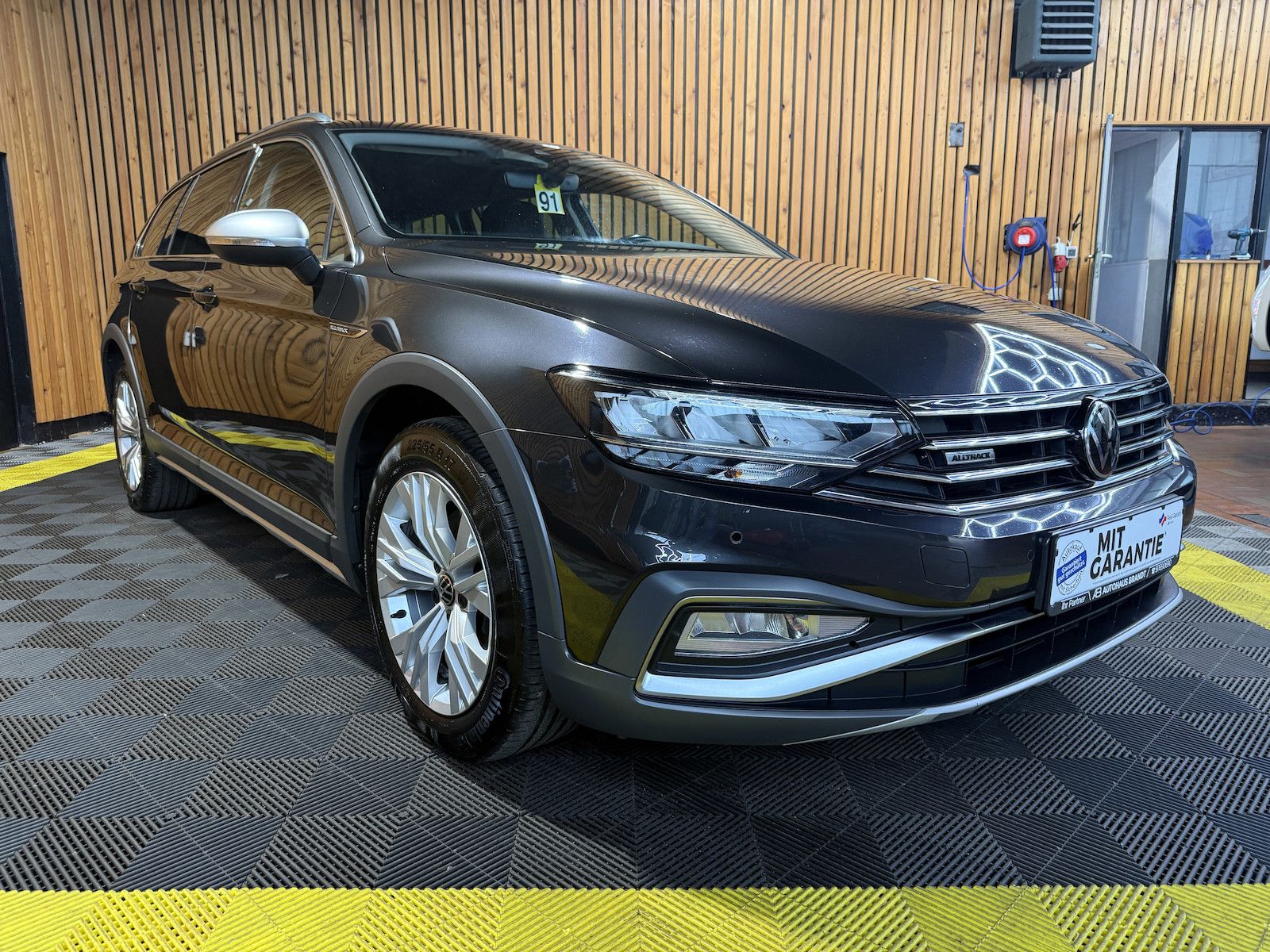Fahrzeugabbildung Volkswagen Passat Alltrack 2,0 TDI 4M DSG *Navi*Kam*LED*AHK