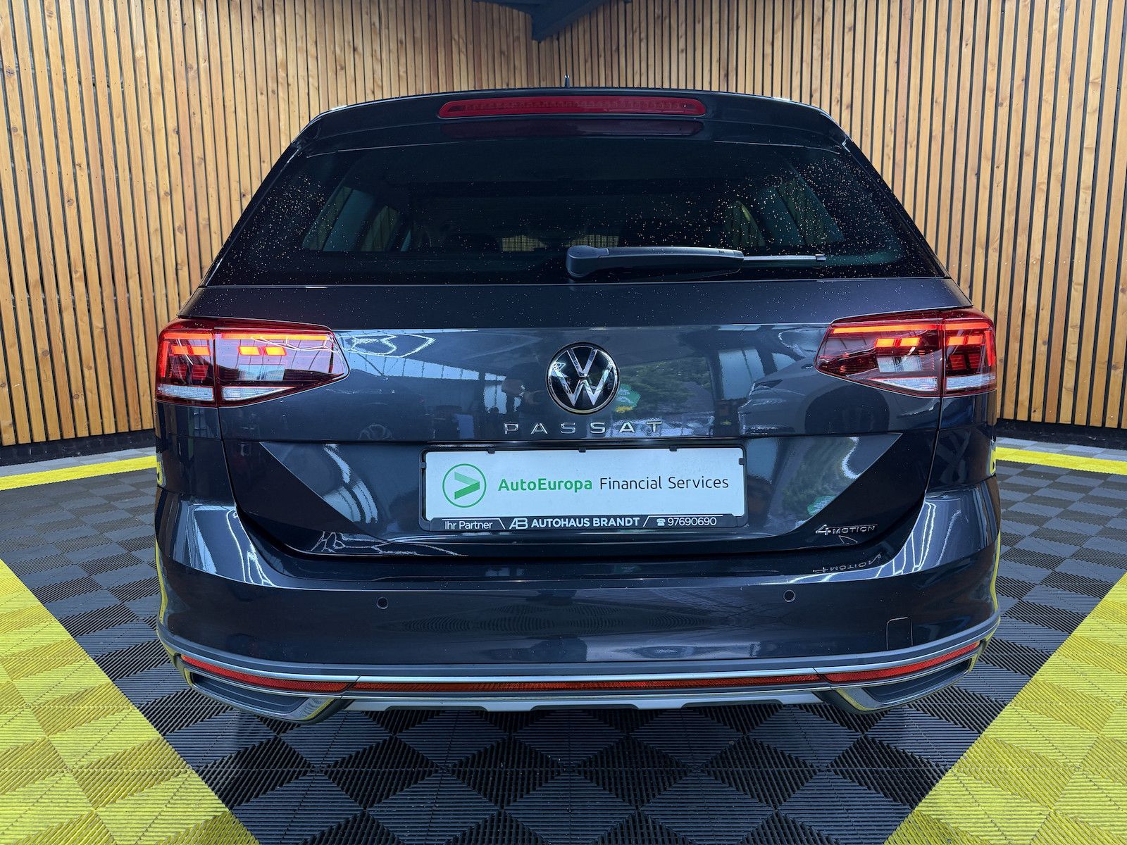 Fahrzeugabbildung Volkswagen Passat Alltrack 2,0 TDI 4M DSG *Navi*Kam*LED*AHK