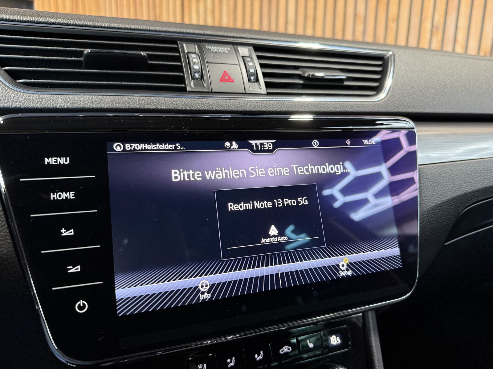 Fahrzeugabbildung SKODA Superb Combi 1,5 TSI DSG Navi*Matrix*AHK*Virtual