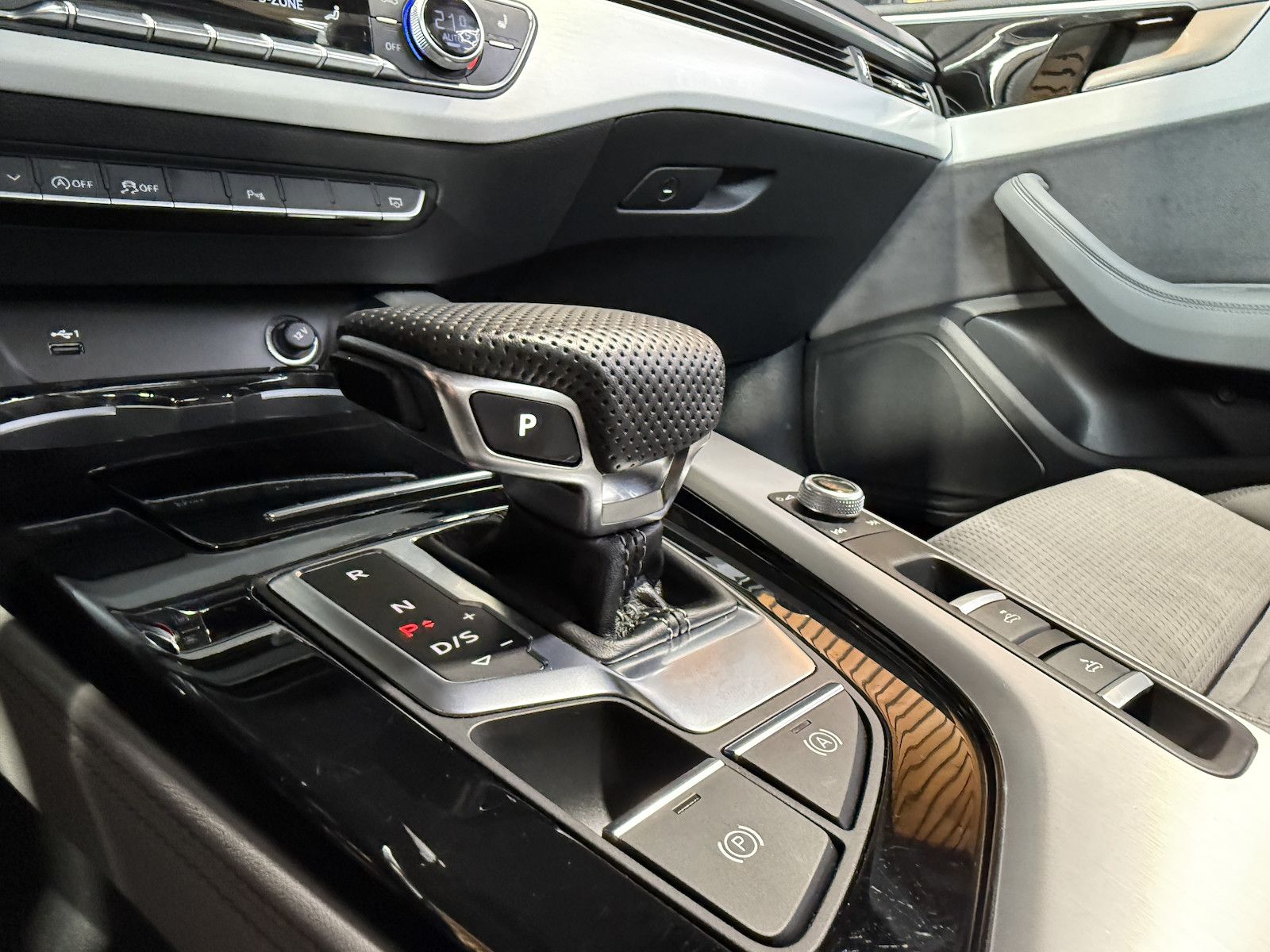 Fahrzeugabbildung Audi A5 Cabrio TFSI 2x S Line*Navi*Virtual*Kam*Matrix