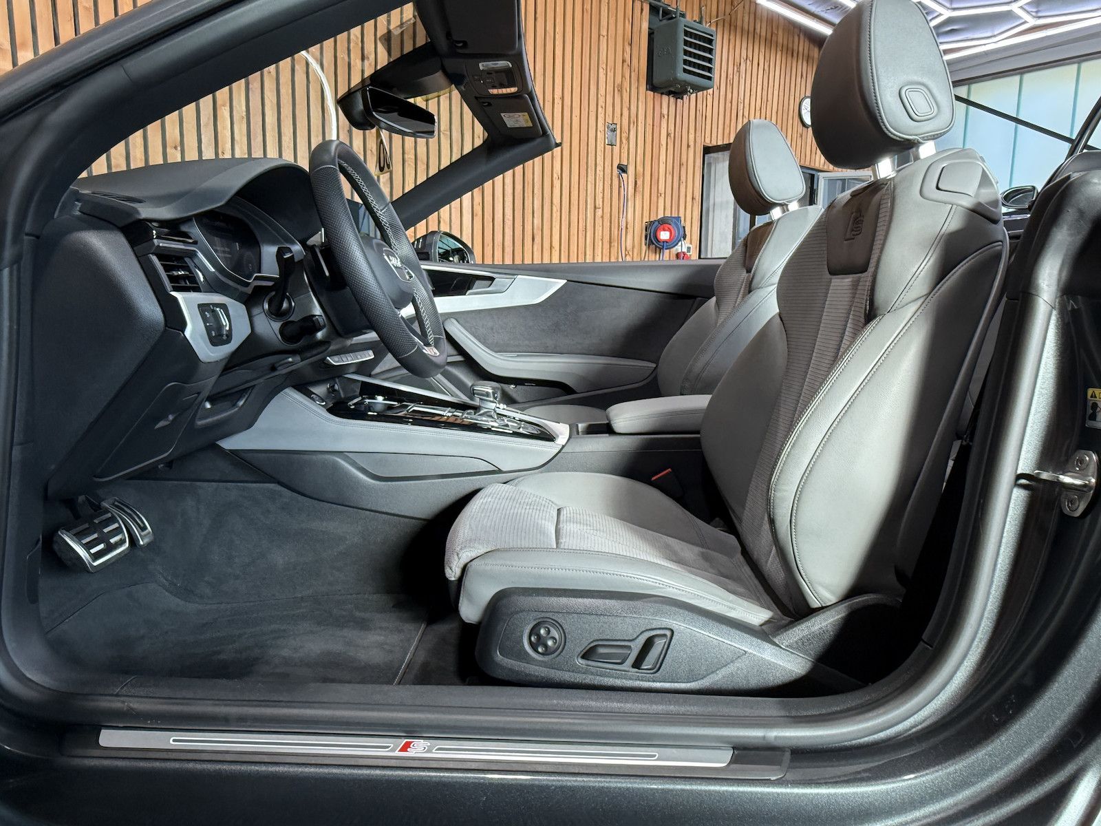 Fahrzeugabbildung Audi A5 Cabrio TFSI 2x S Line*Navi*Virtual*Kam*Matrix