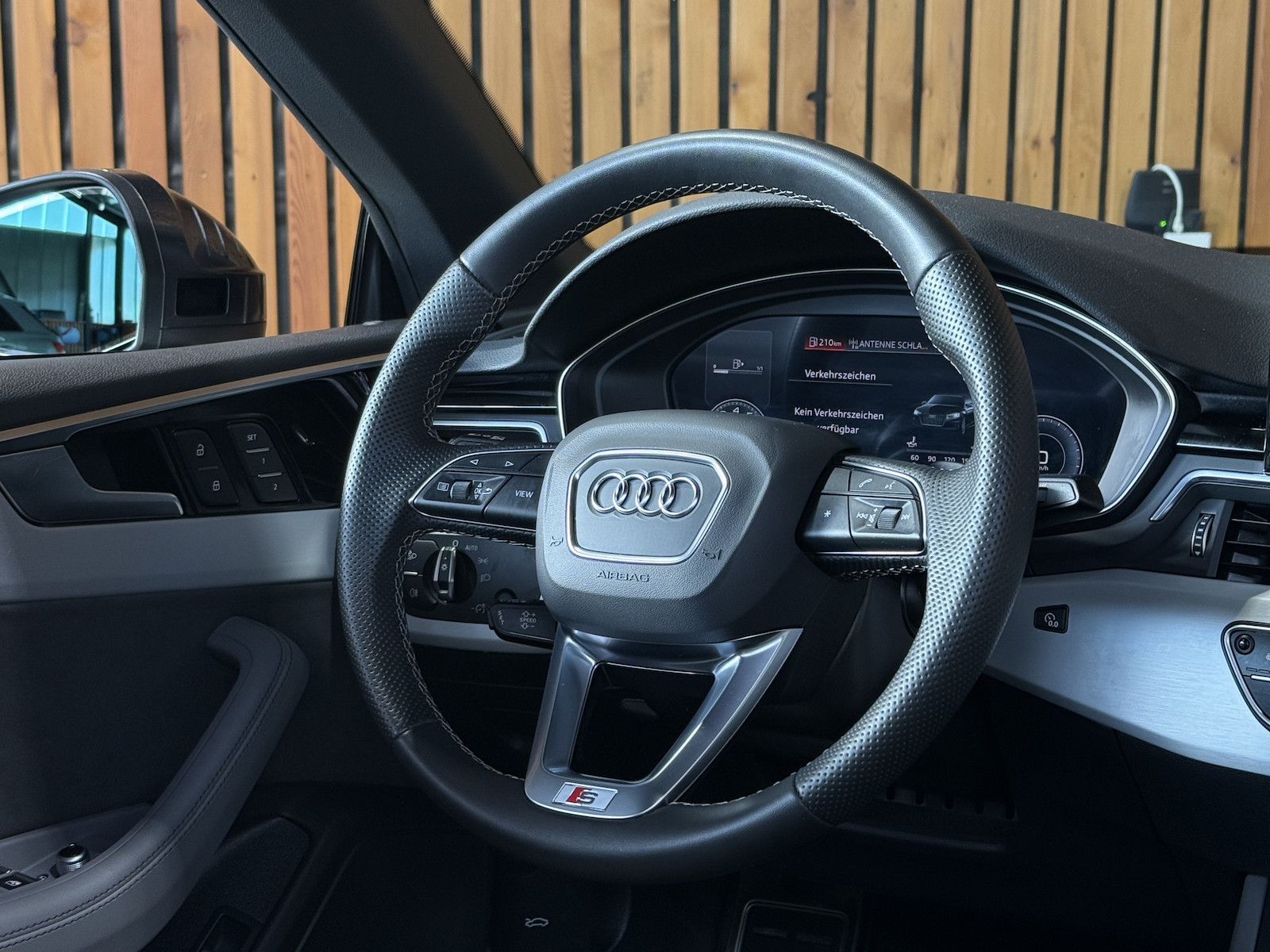 Fahrzeugabbildung Audi A5 Cabrio TFSI 2x S Line*Navi*Virtual*Kam*Matrix