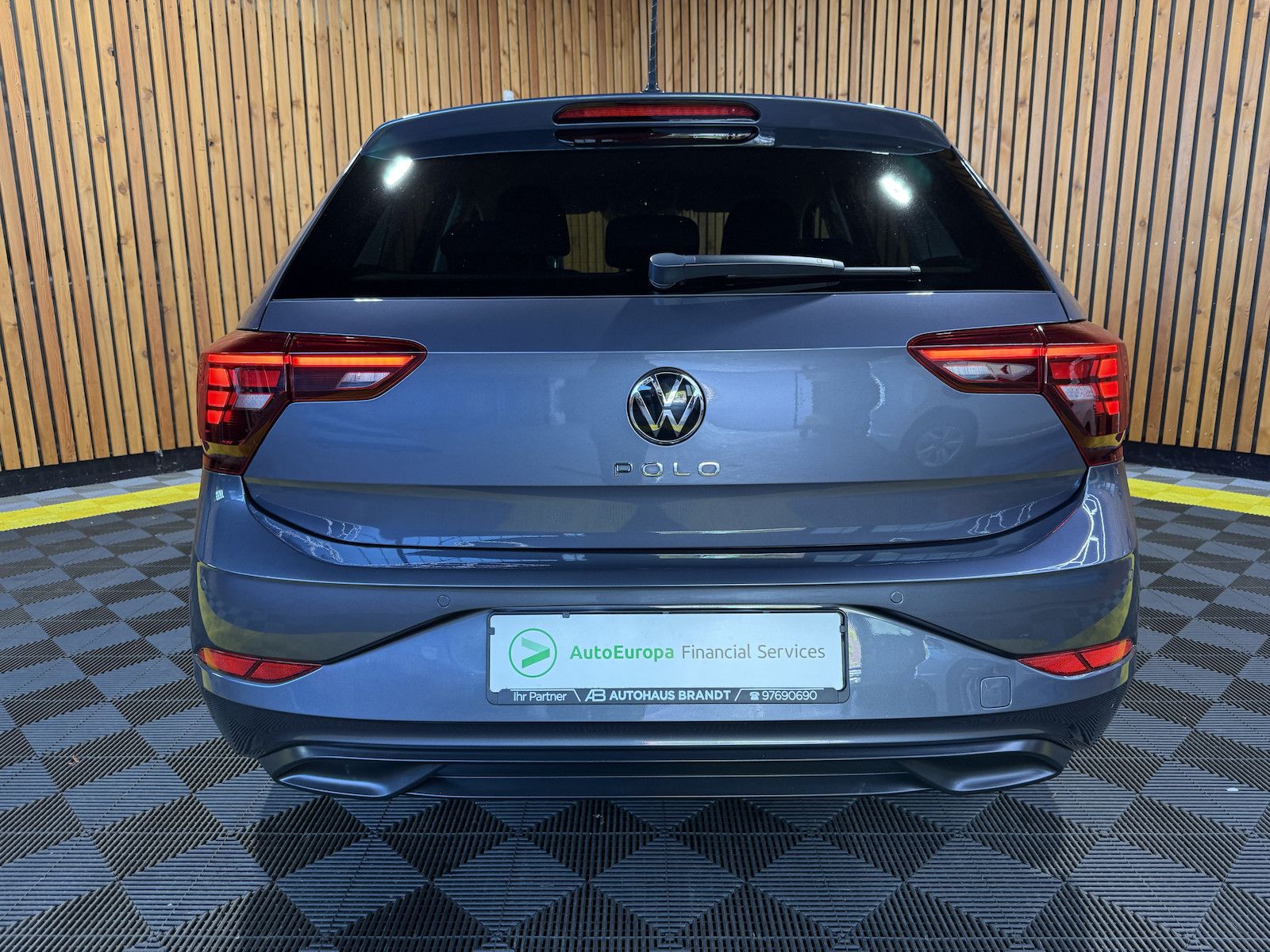 Fahrzeugabbildung Volkswagen Polo TSI Life 5-tg. *LED*PDC*Virtual*Sitzhz*App*