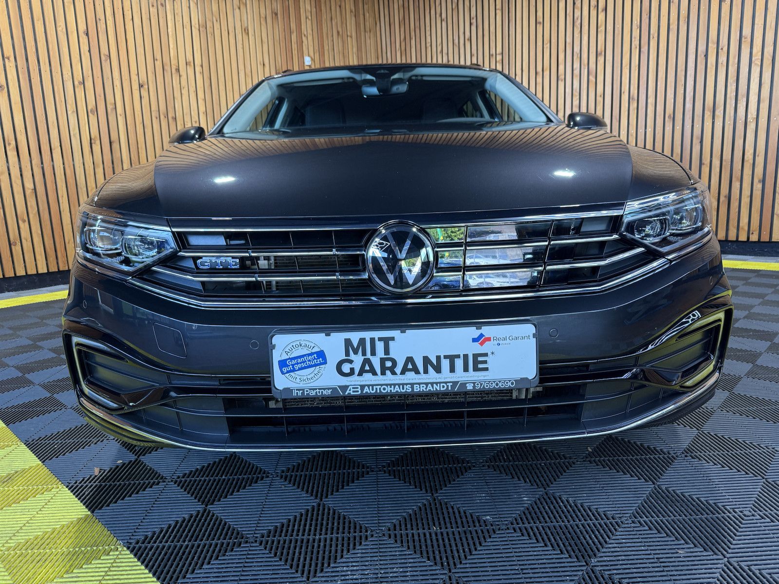 Fahrzeugabbildung Volkswagen Passat Variant GTE DSG *Navi*Kam*AHK*Virtual*ACC