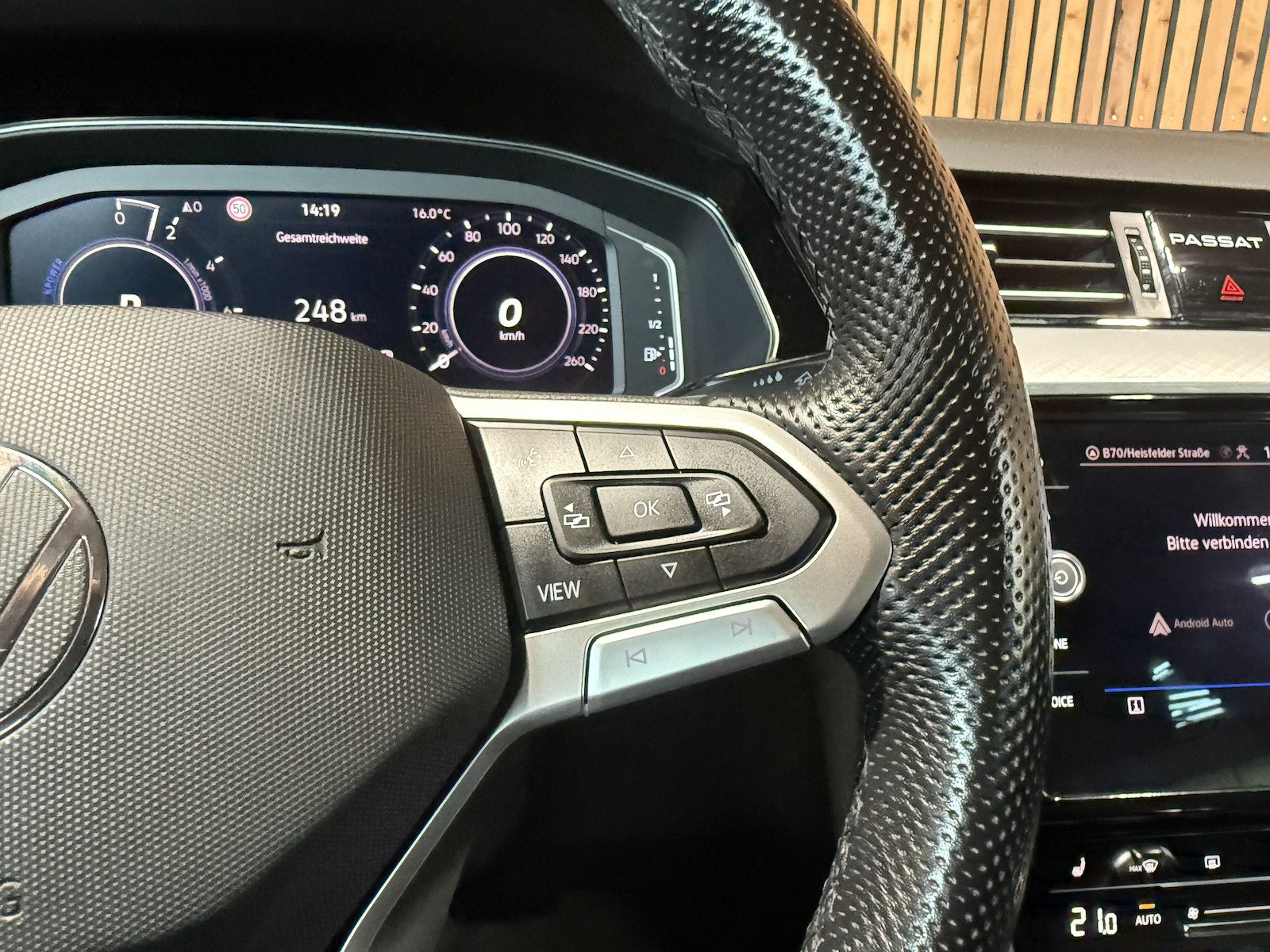 Fahrzeugabbildung Volkswagen Passat Variant GTE DSG *Navi*Kam*AHK*Virtual*ACC