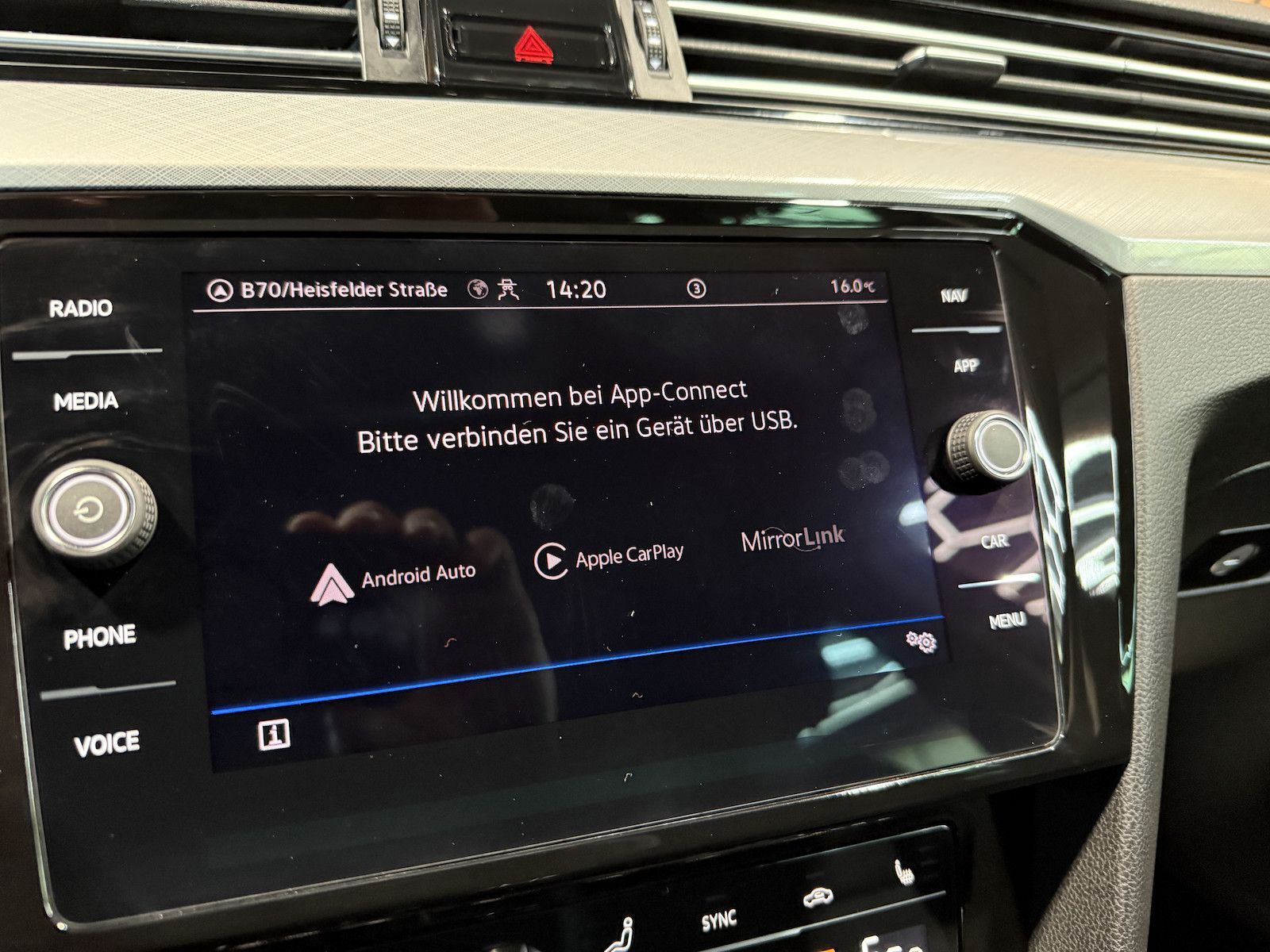Fahrzeugabbildung Volkswagen Passat Variant GTE DSG *Navi*Kam*AHK*Virtual*ACC