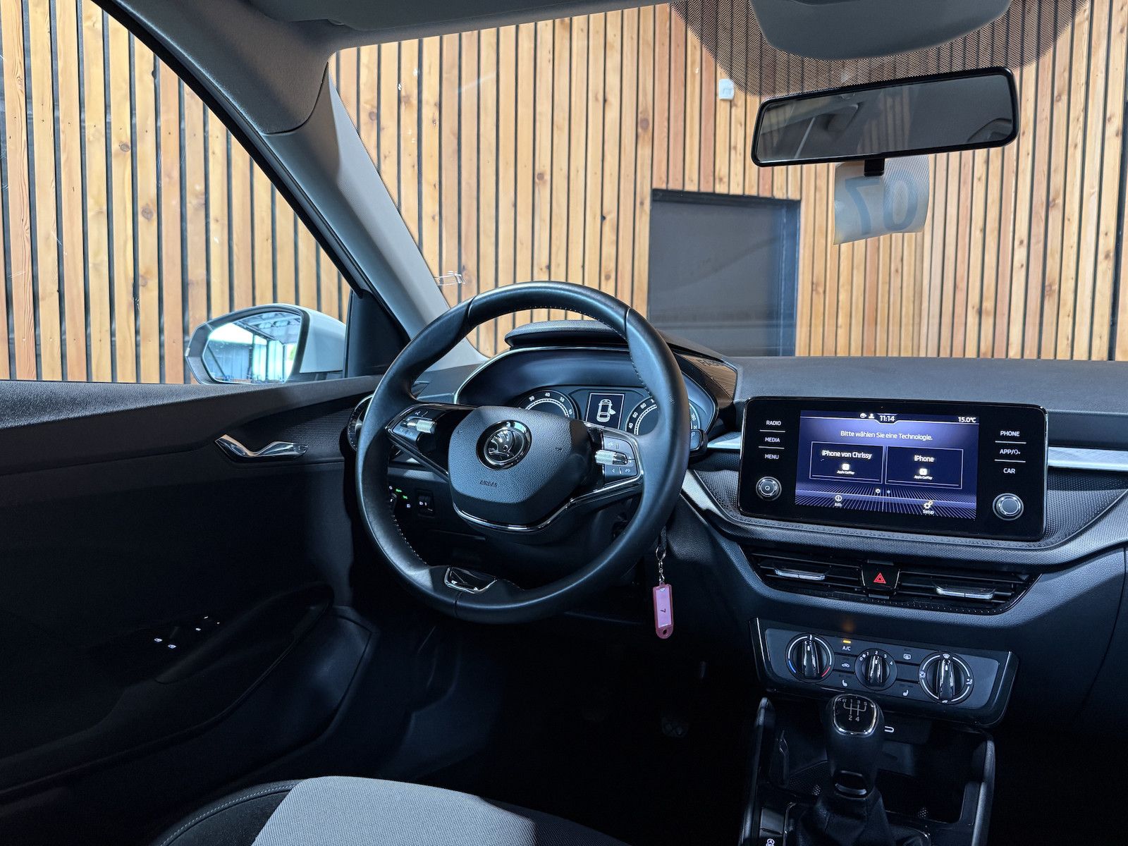 Fahrzeugabbildung SKODA Fabia 1,0 MPI Ambition *LED*Tempo*PDC*App*Sitzhz