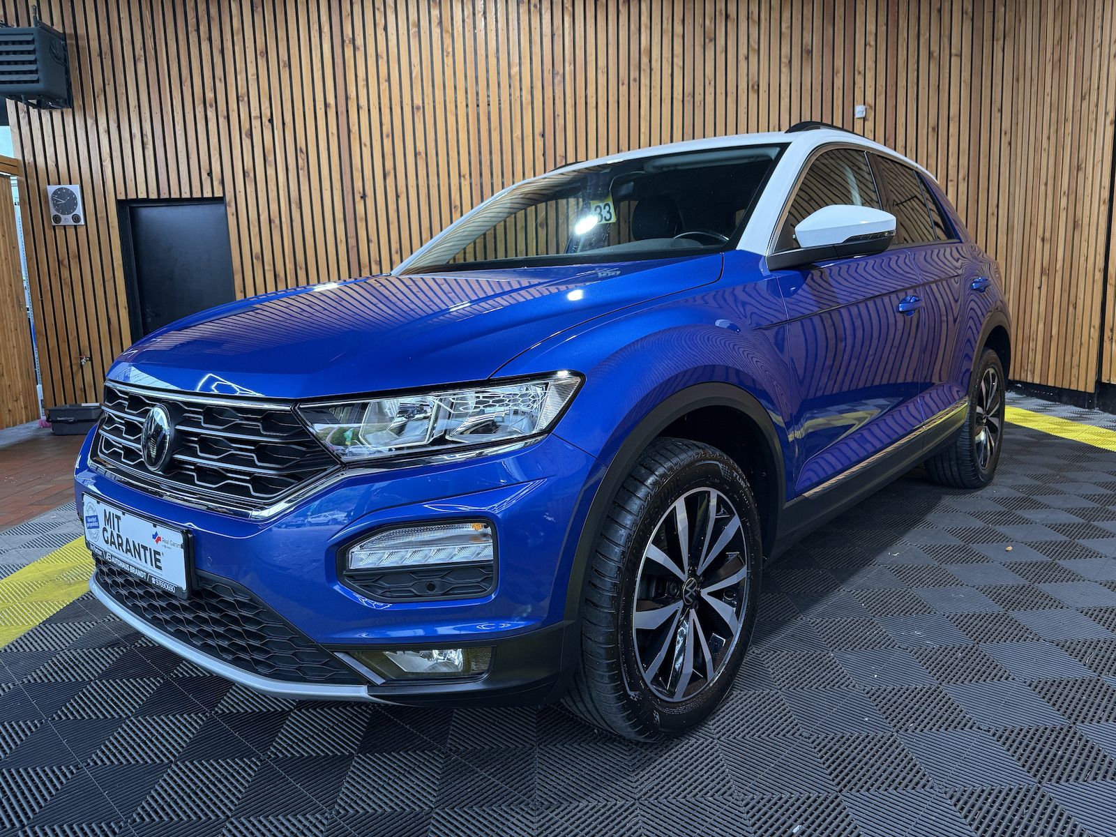 Volkswagen T-Roc 1,5 TSI Style *Navi*AHK*PDC*el.Heckklappe*