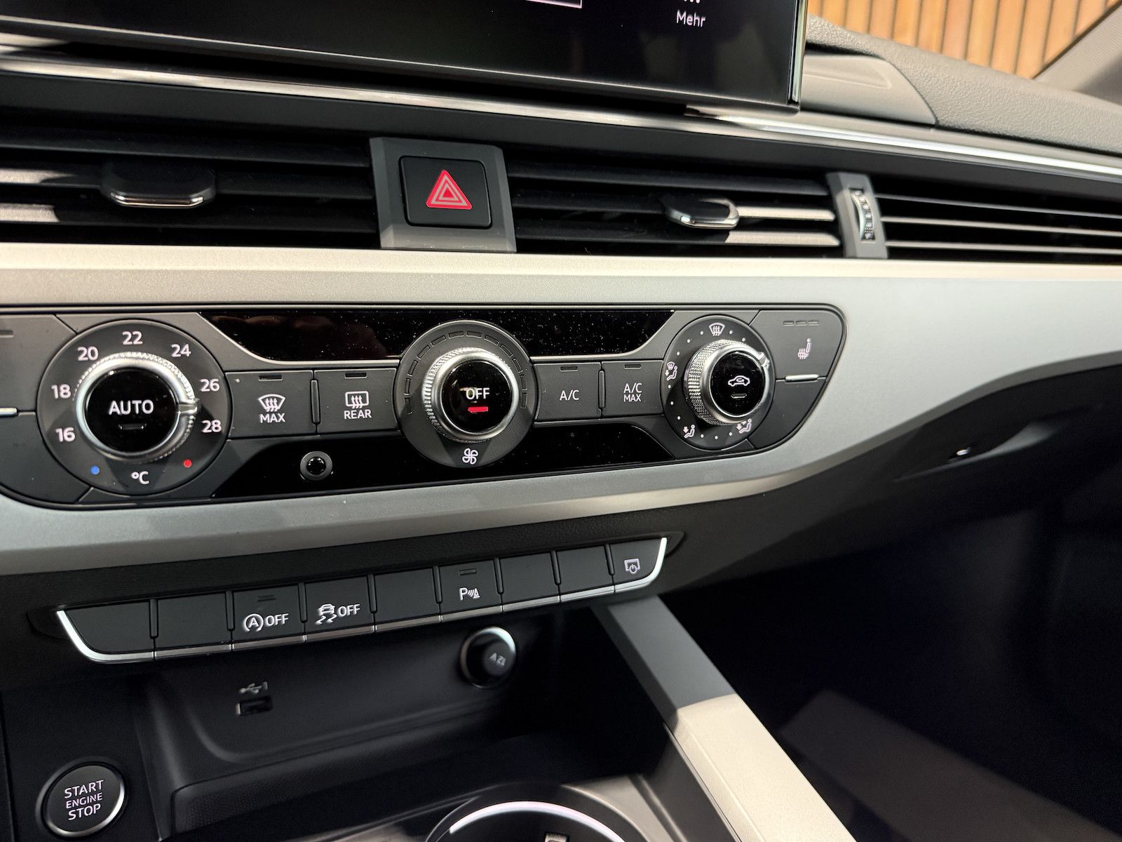 Fahrzeugabbildung Audi A4 Avant 2,0 TDI Aut. *Navi+*ACC*AHK*Kamera*App*